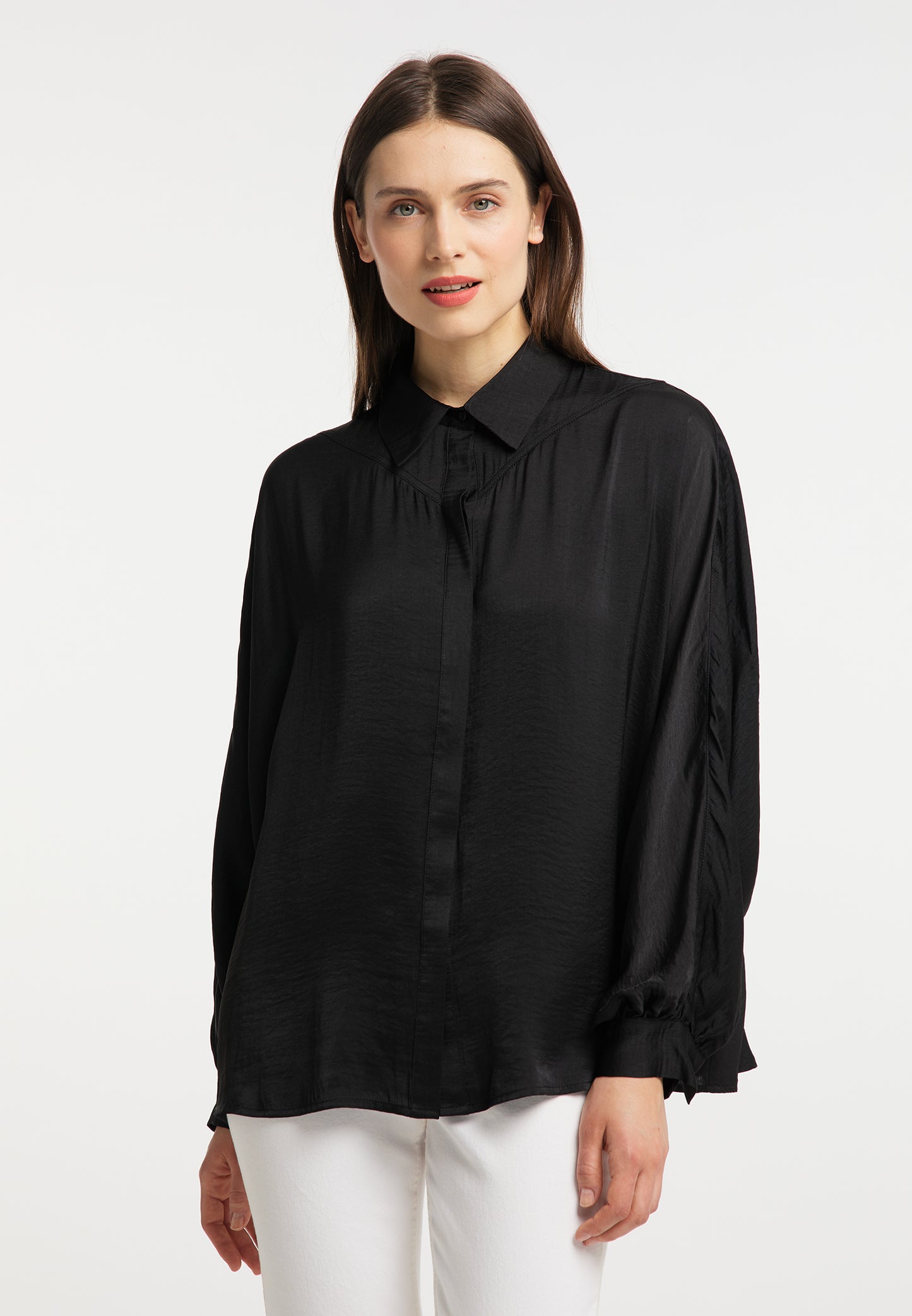 RISA women's oversized blouse