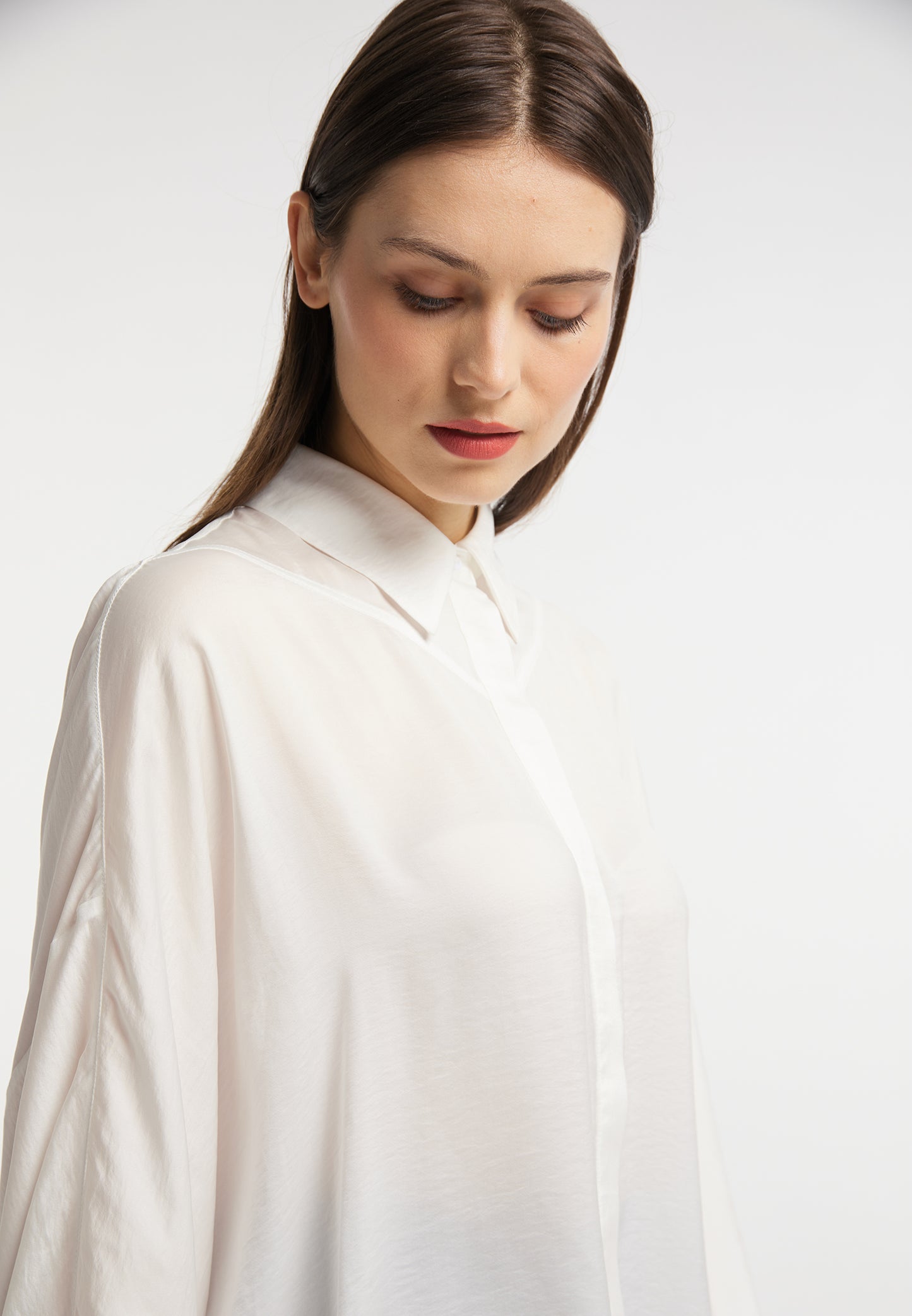 RISA women's oversized blouse