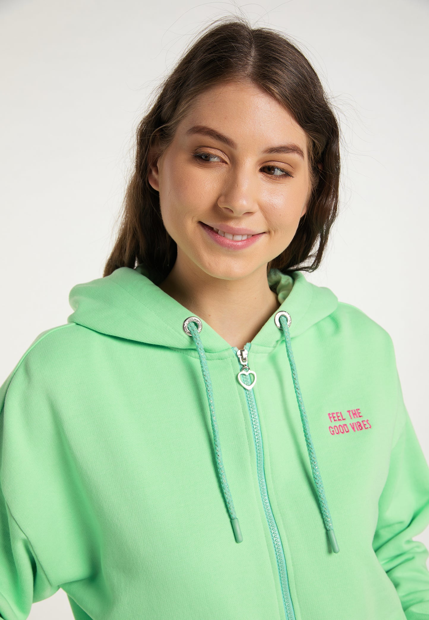 myMo women's zip jacket