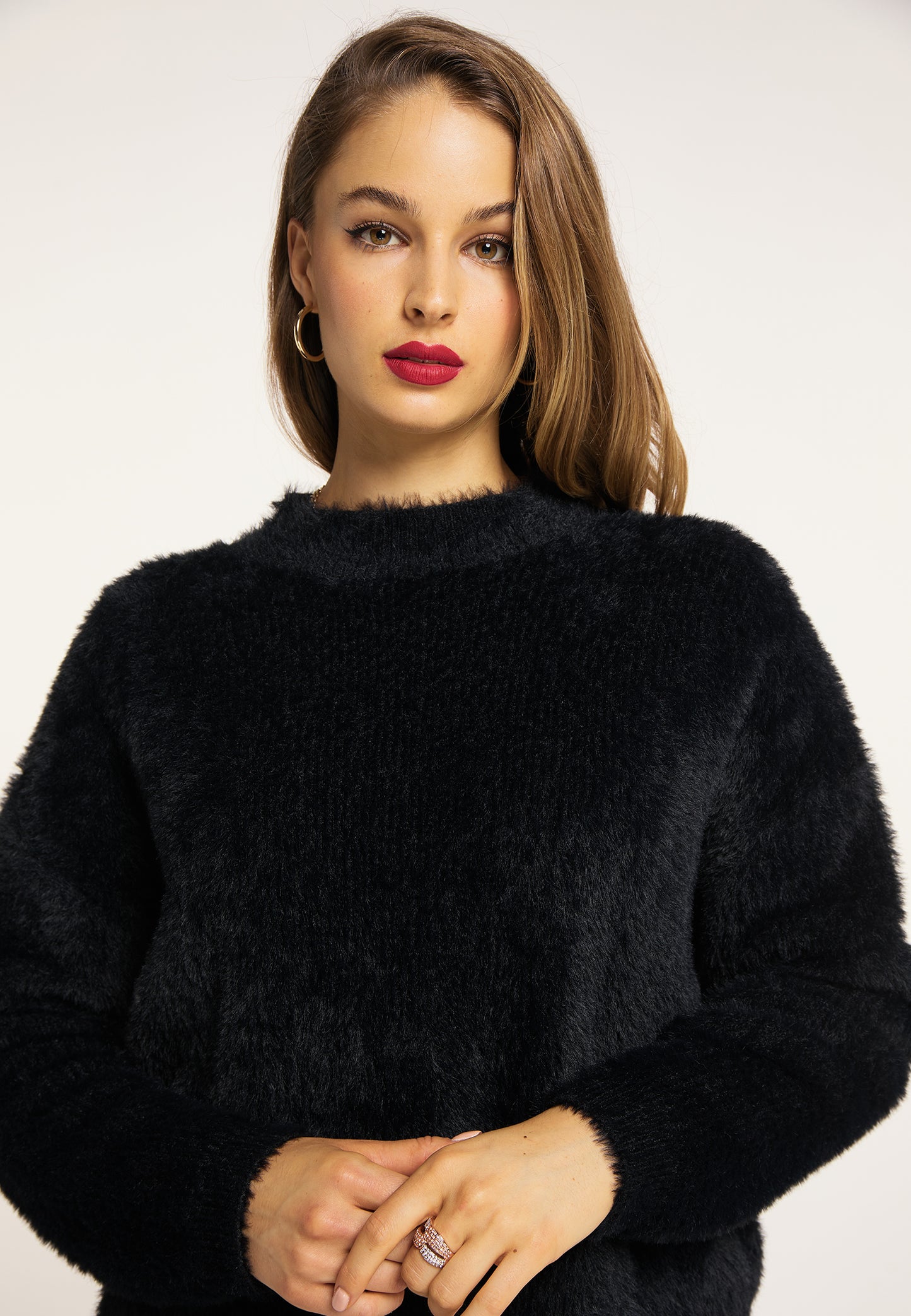 faina women's knitted sweater