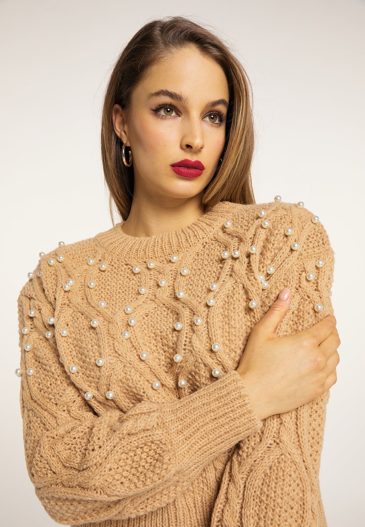 faina women's knitted sweater