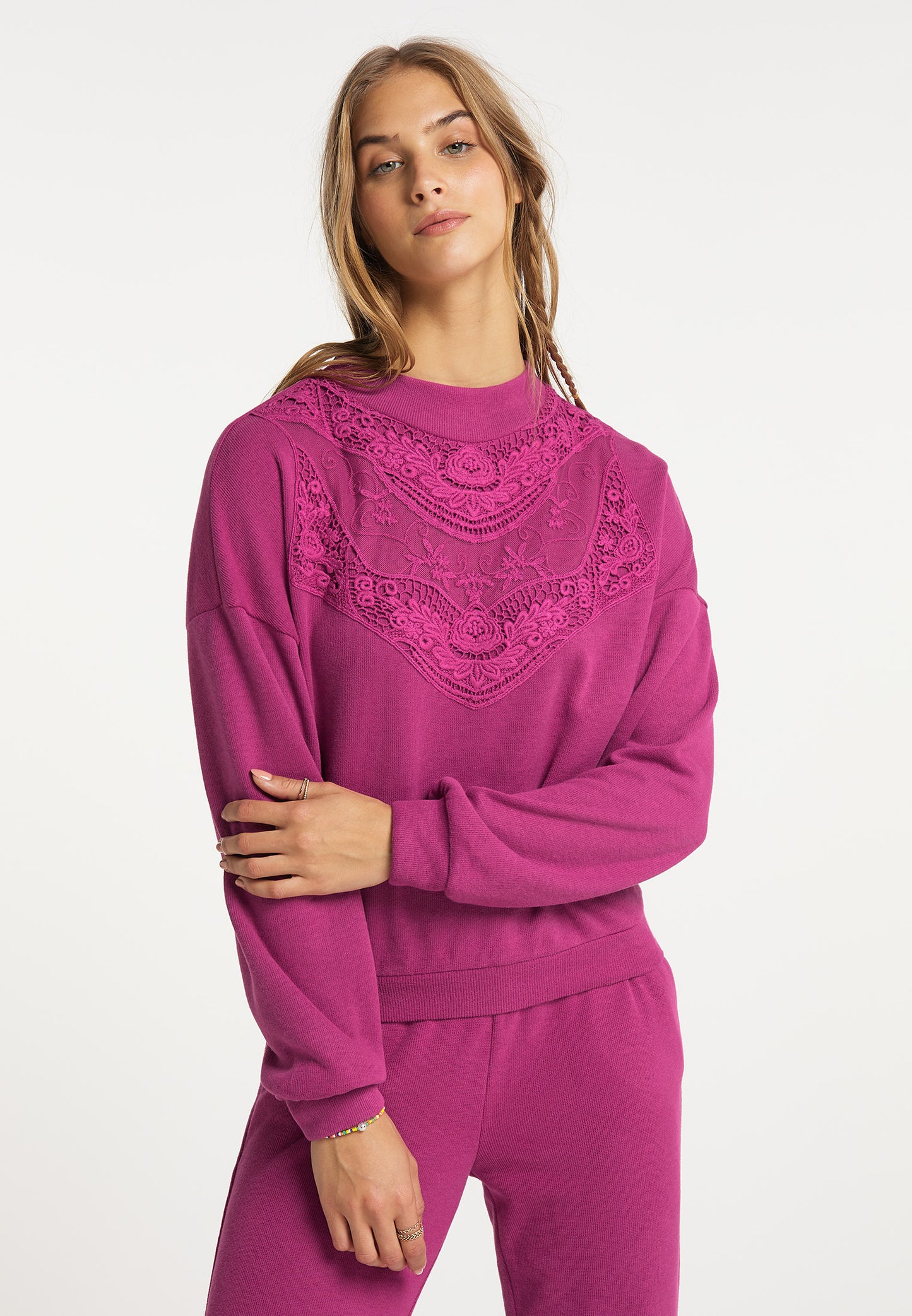 IZIA women's sweatshirt