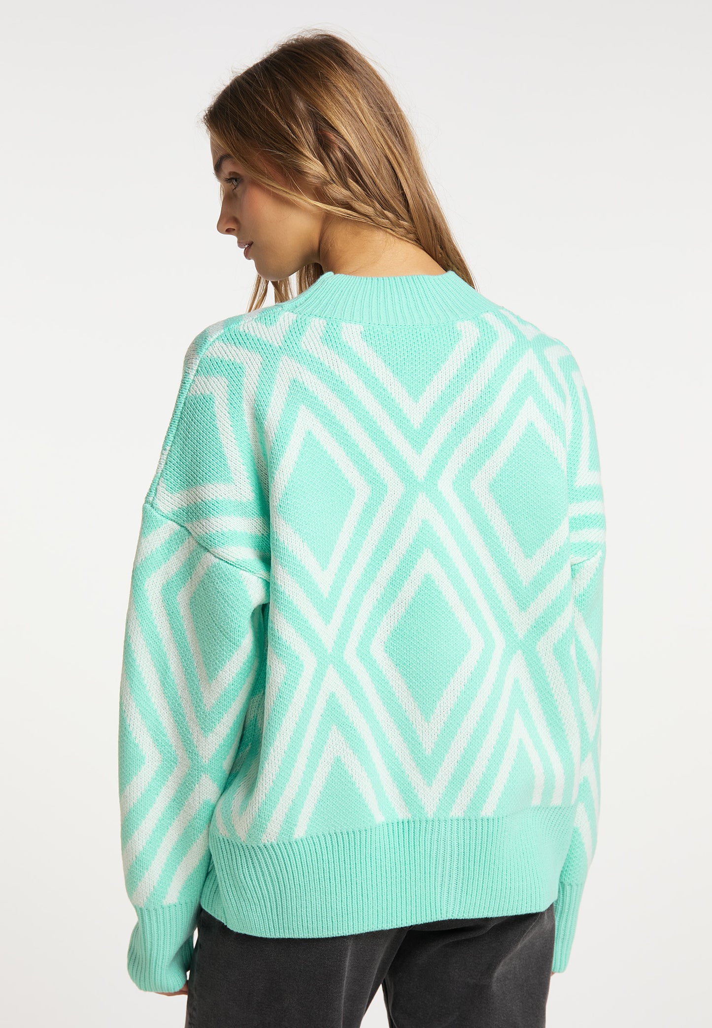 IZIA women's knitted sweater