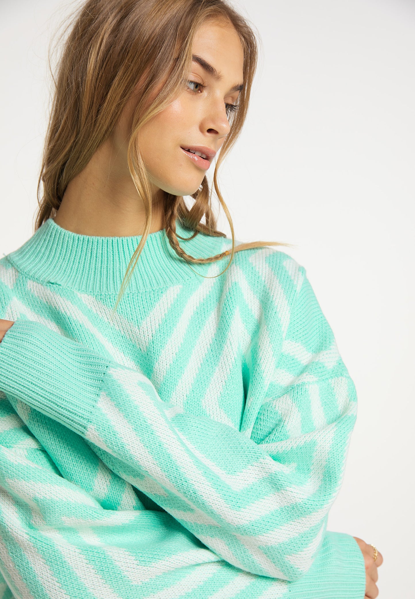 IZIA women's knitted sweater