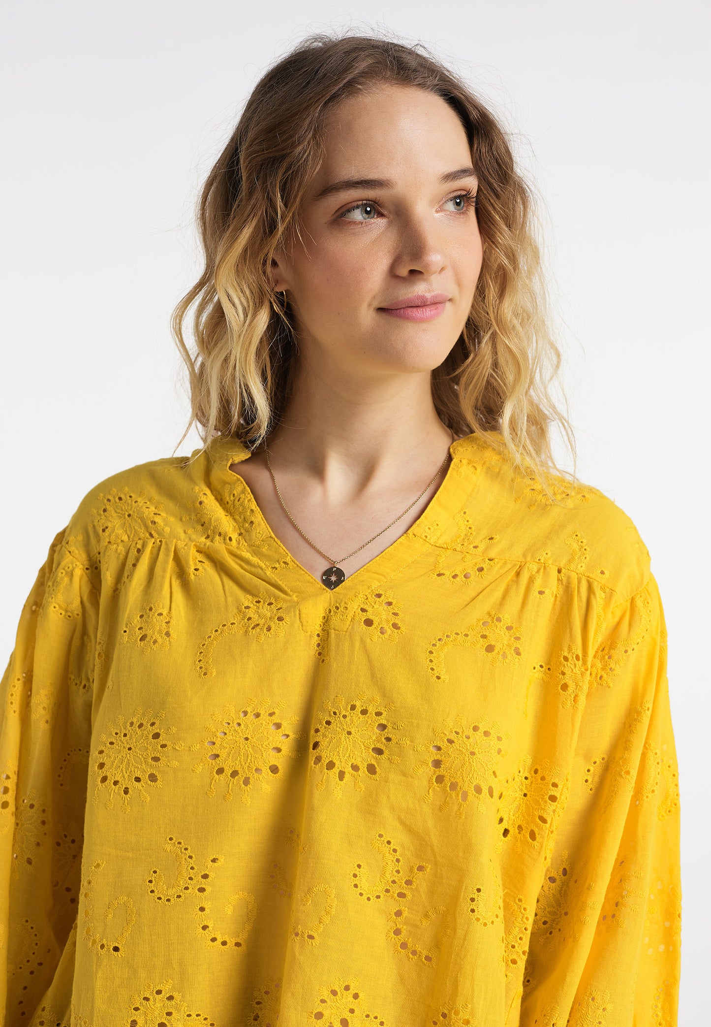 DreiMaster Vintage women's long sleeve blouse