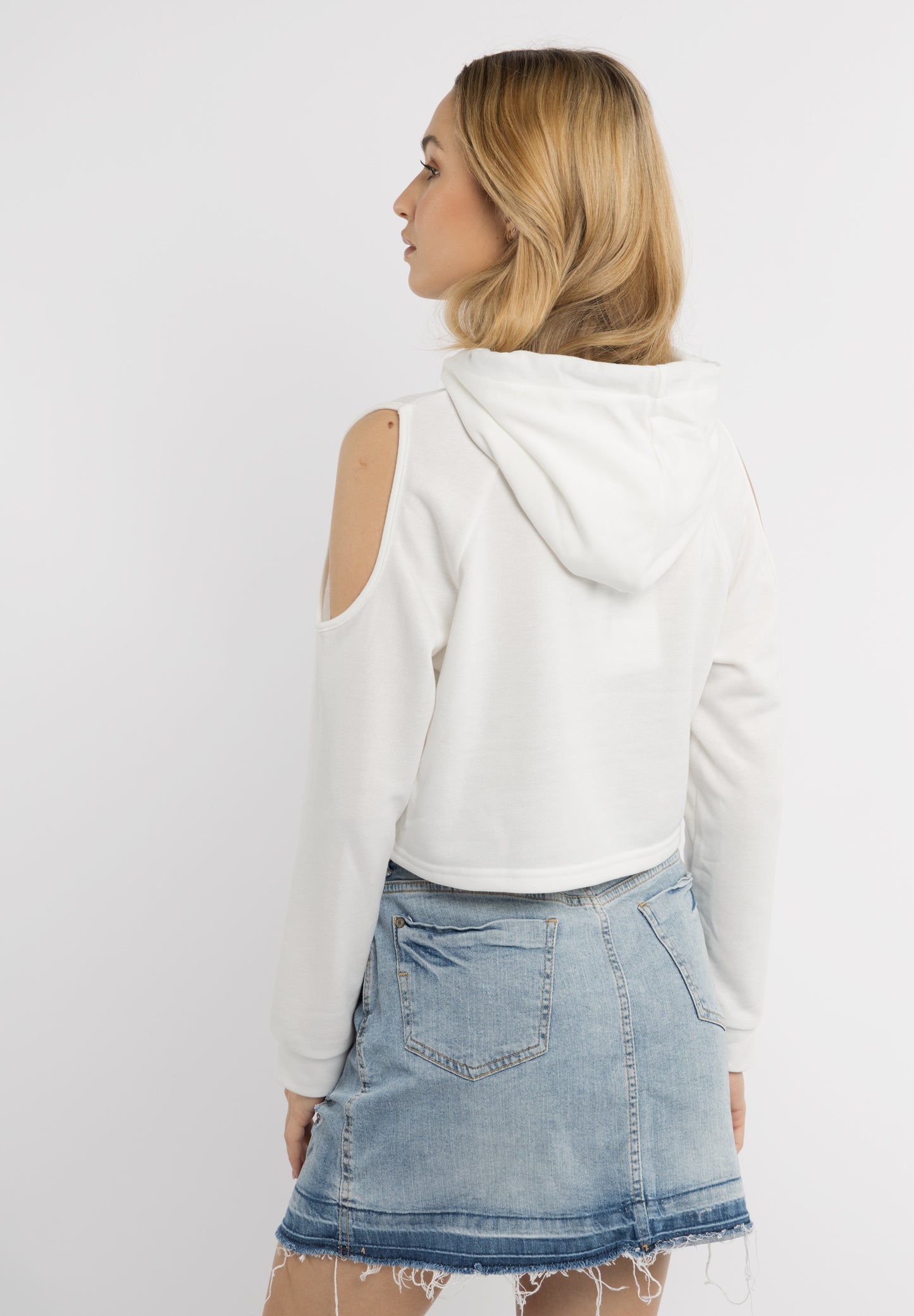 IZIA women's cropped hoodie