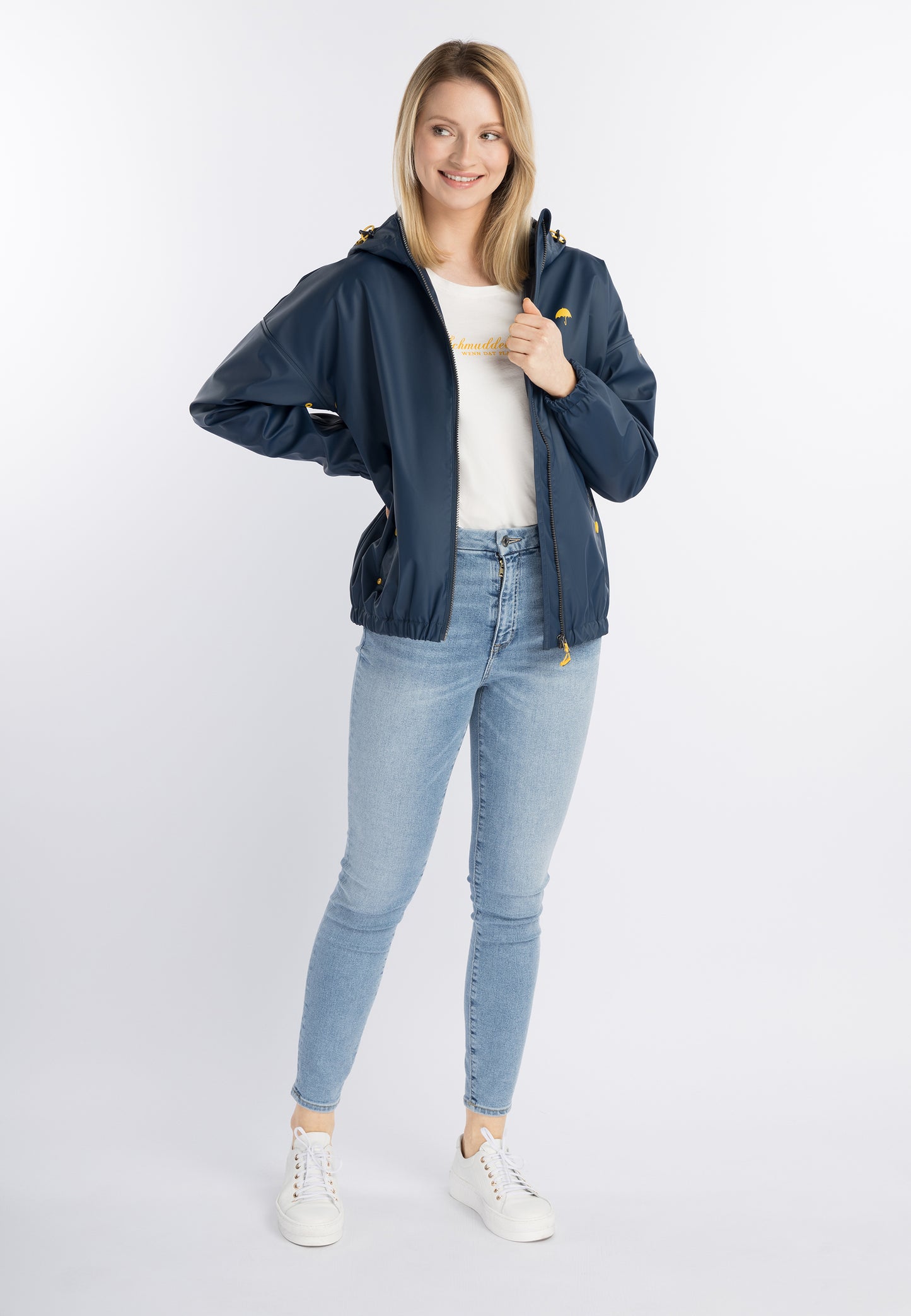 Schmuddelwedda women's rain jacket