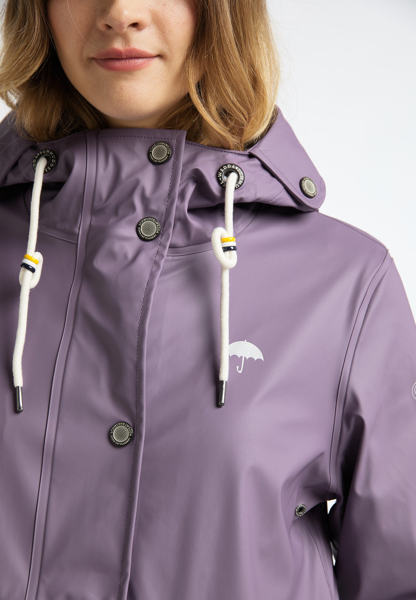 Schmuddelwedda women's rain coat