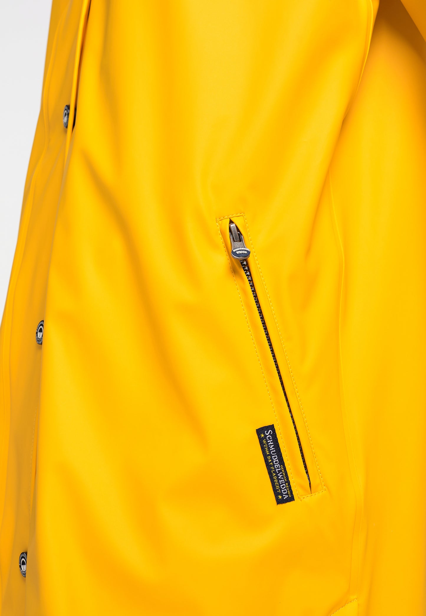 Schmuddelwedda women's rain coat