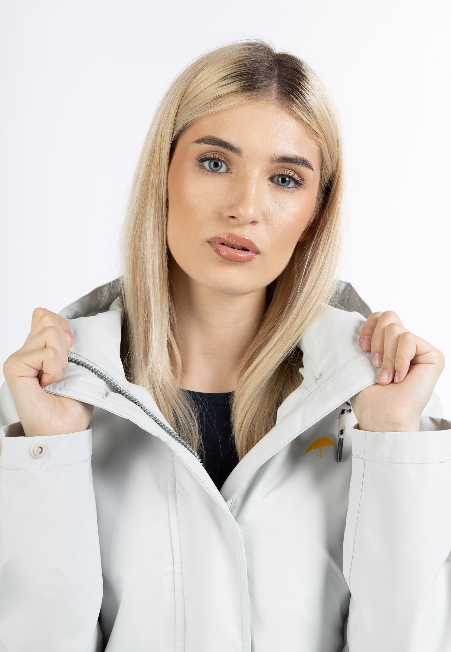 Schmuddelwedda women's rain jacket recycled material