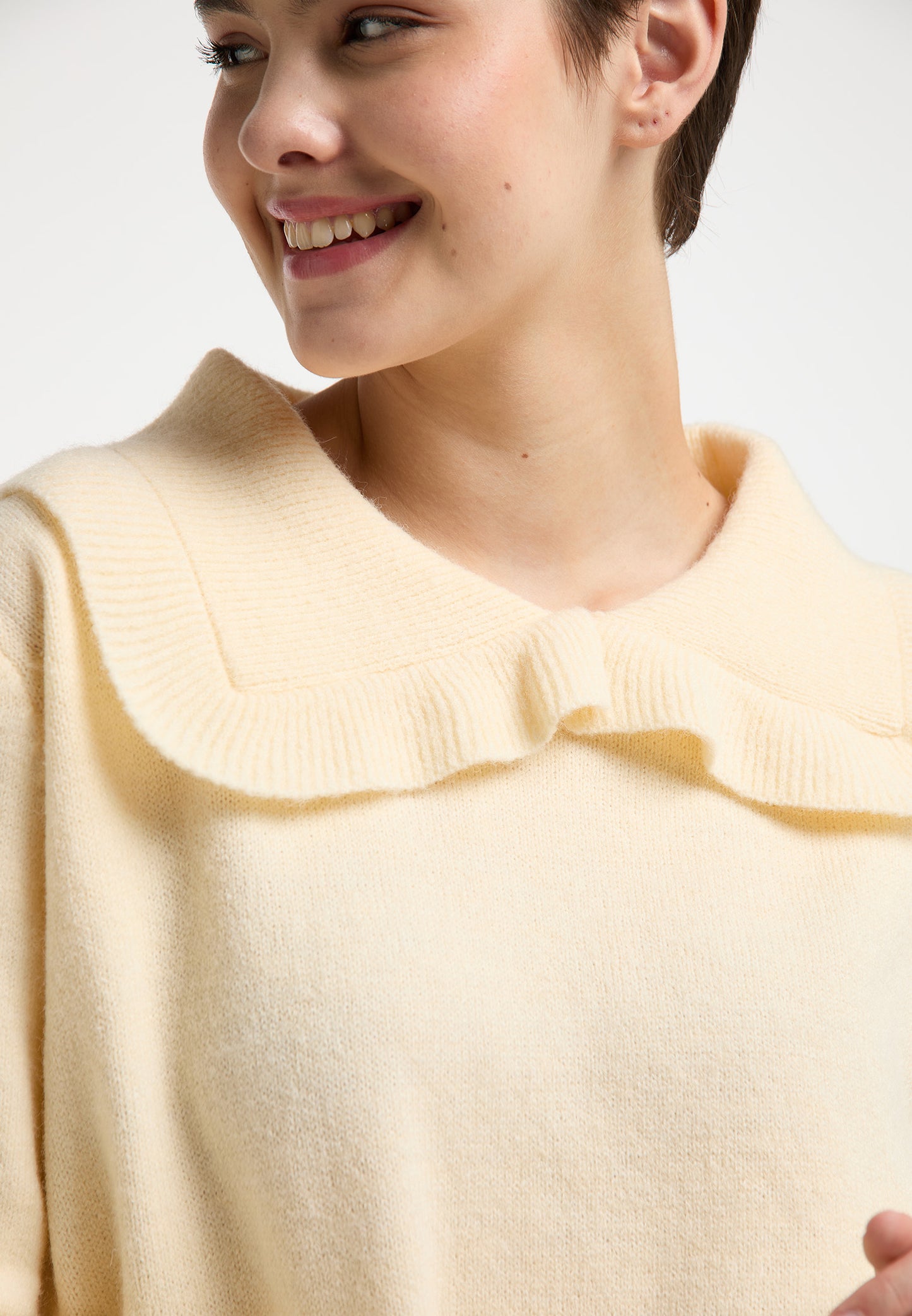 myMo women's knitted sweater