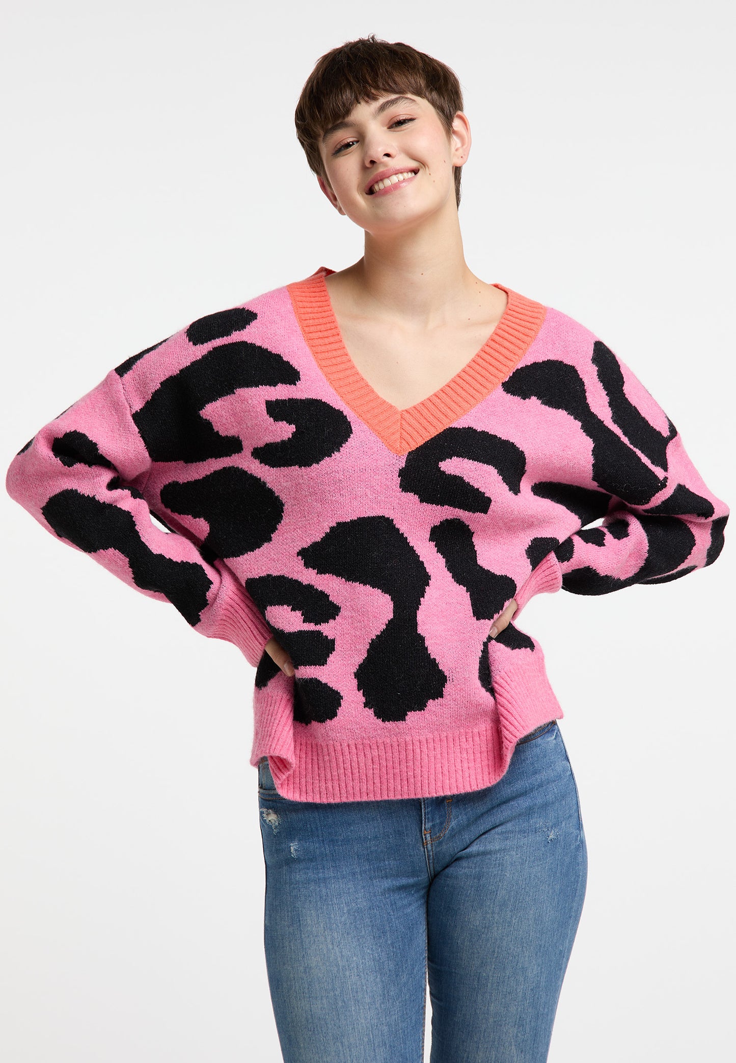 myMo women's knitted sweater