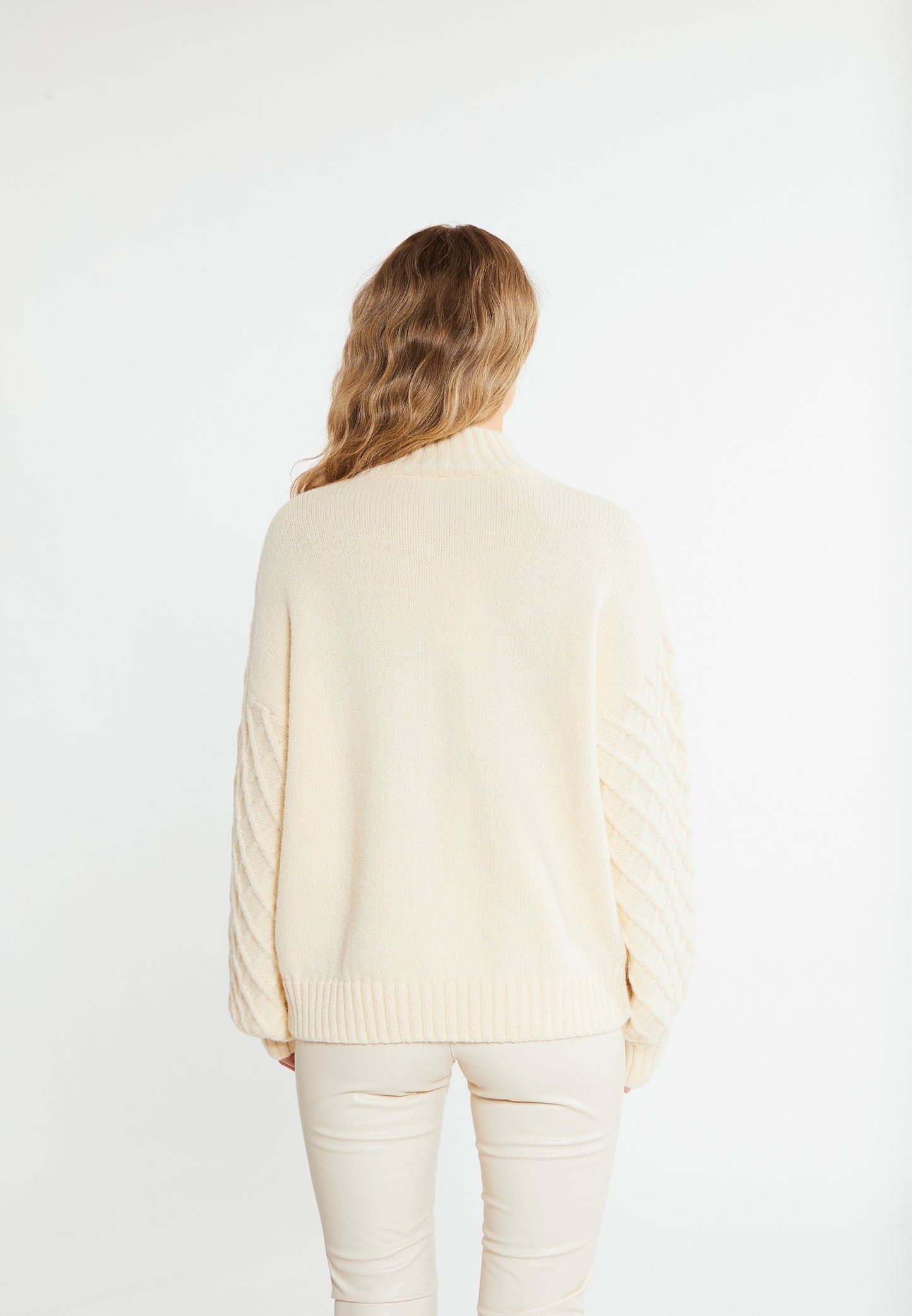 RISA women's knitted sweater