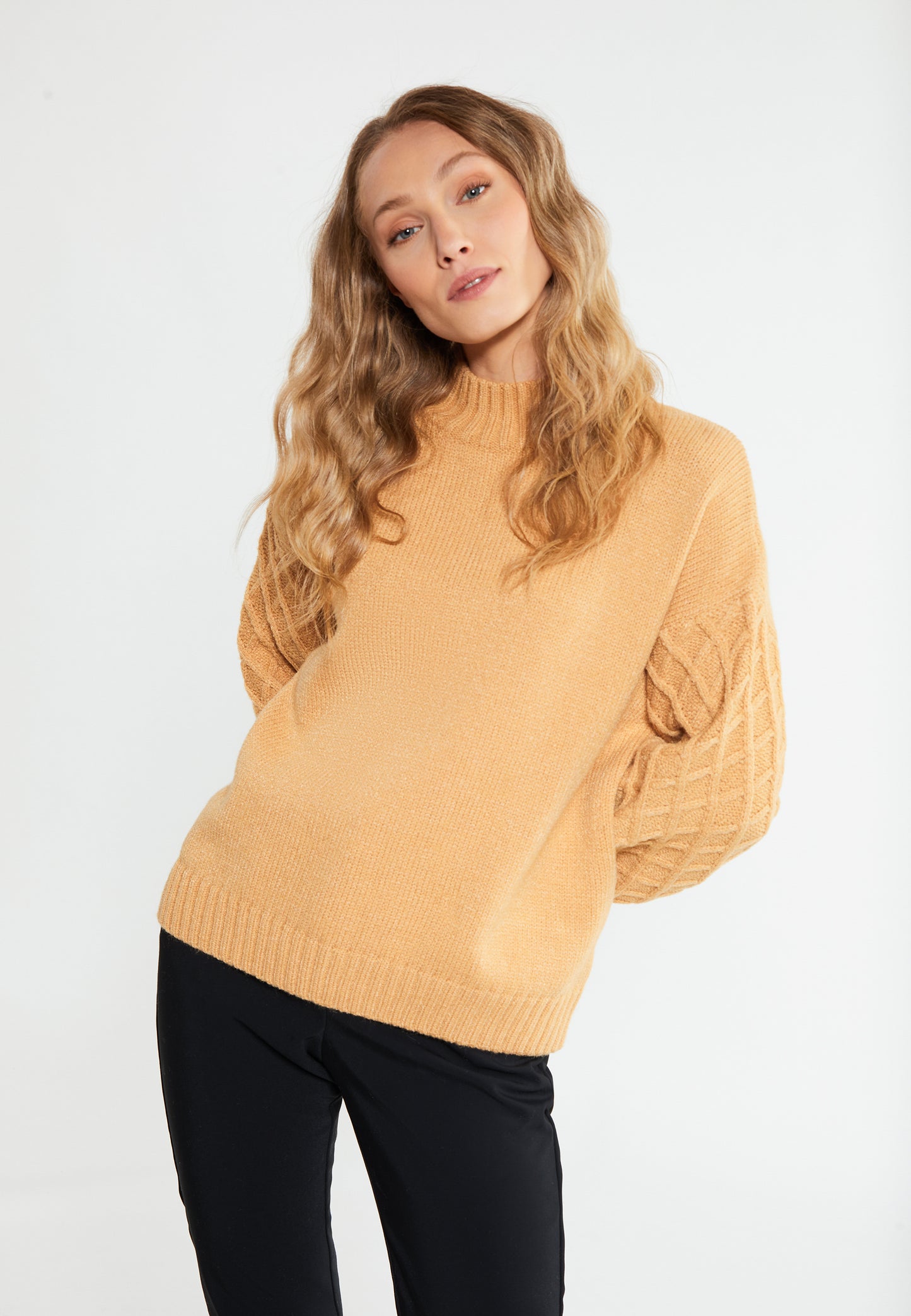 RISA women's knitted sweater