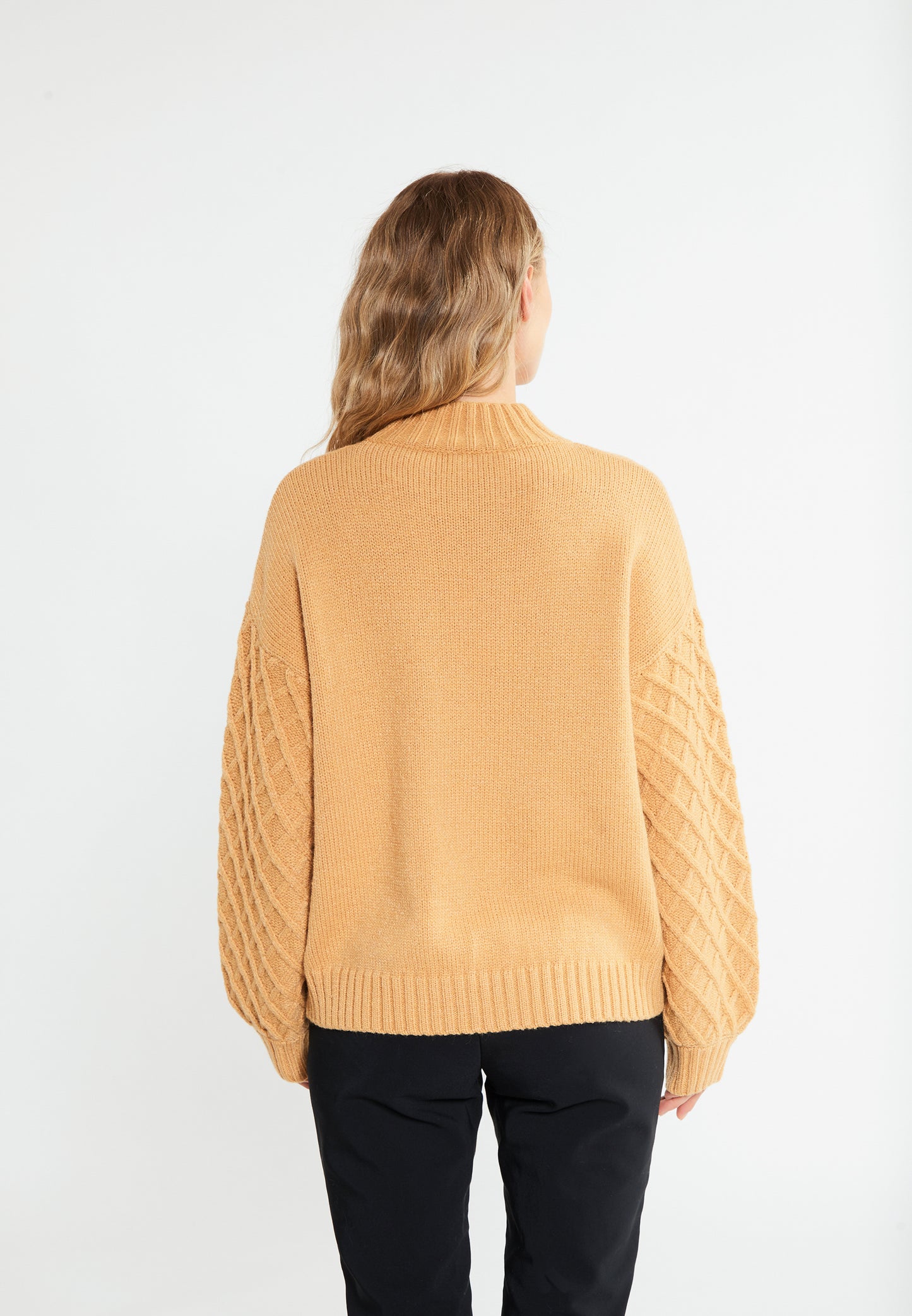 RISA women's knitted sweater