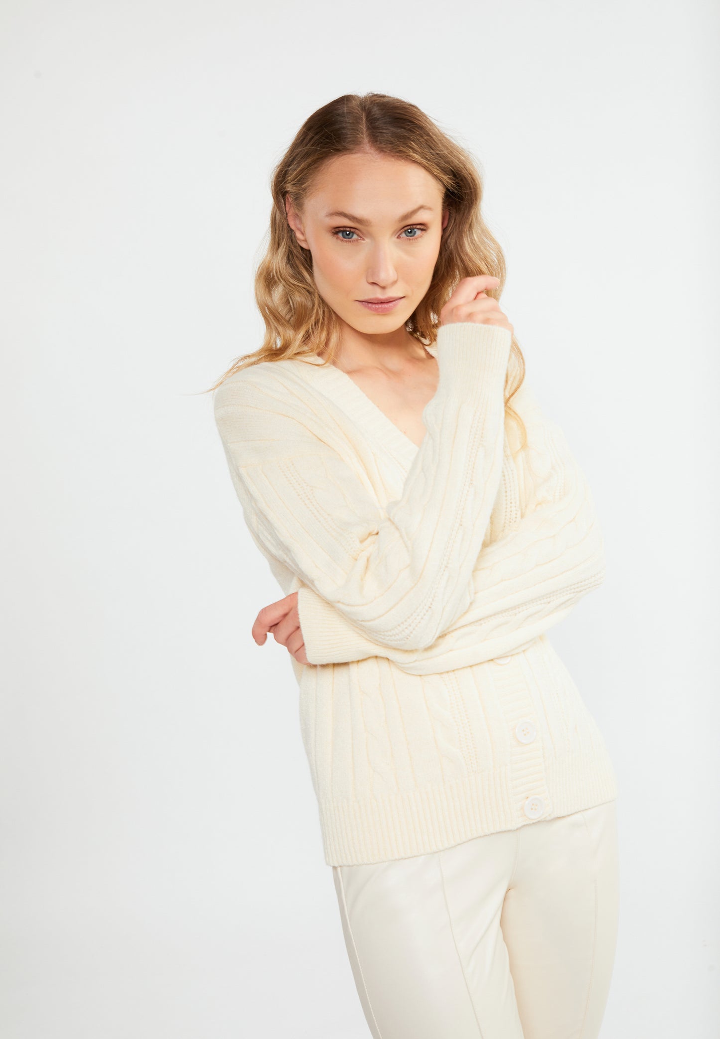 RISA women's cardigan with button
