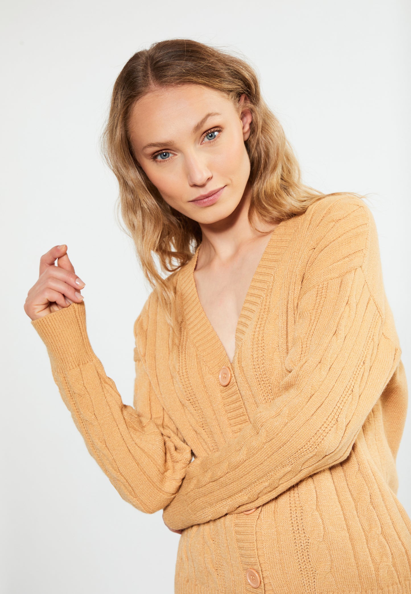 RISA women's cardigan with button
