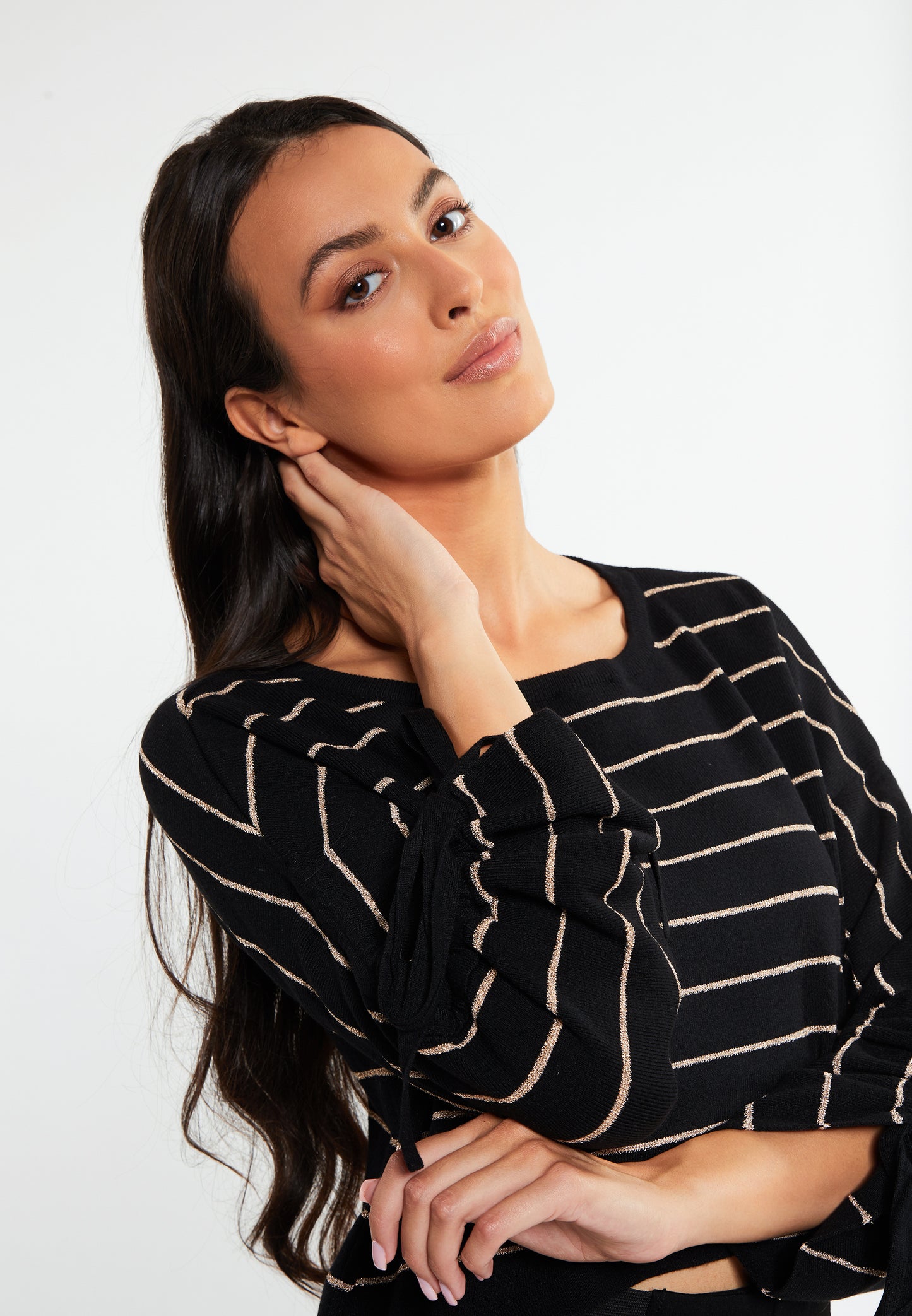 faina women's knitted sweater