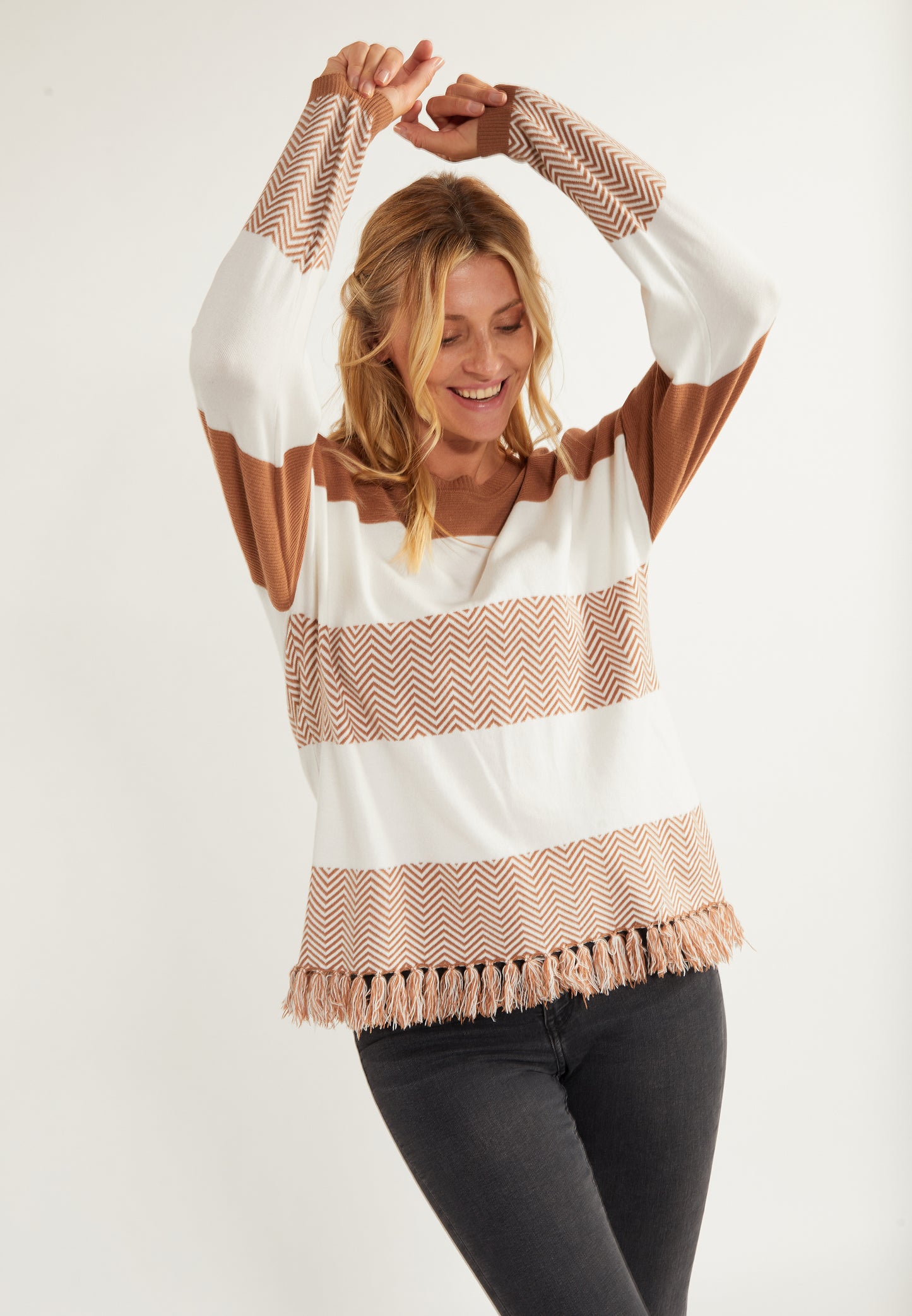 usha FESTIVAL damski sweter oversize