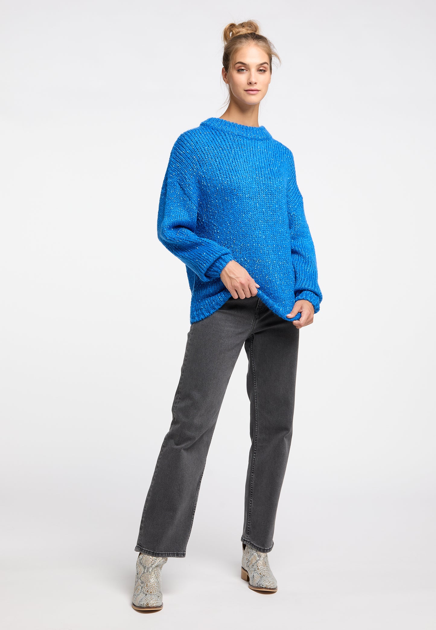 IZIA women's knitted sweater