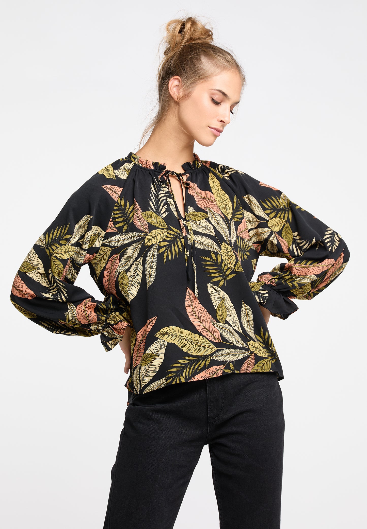 IZIA women's blouse shirt