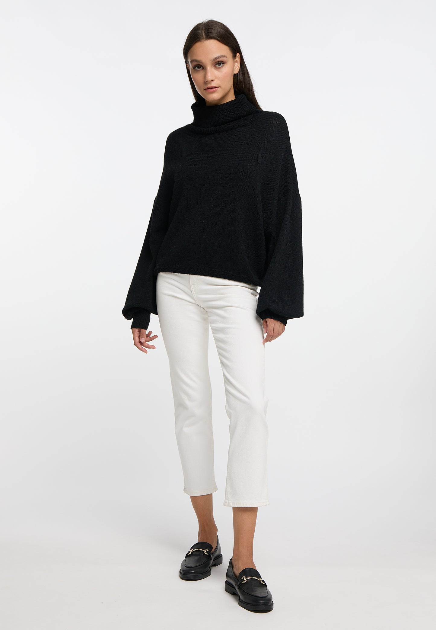 RISA women's knit turtleneck sweater
