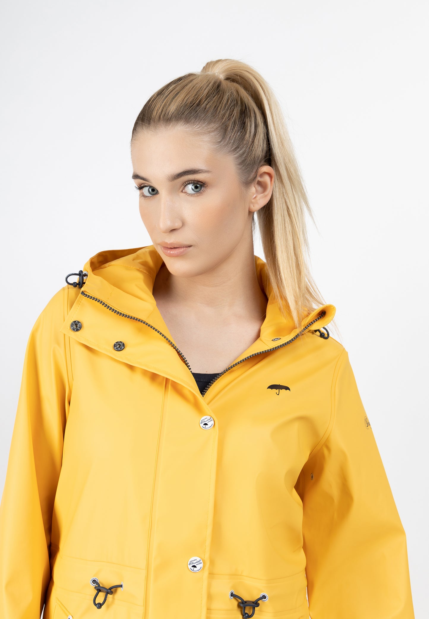 Schmuddelwedda women's rain coat