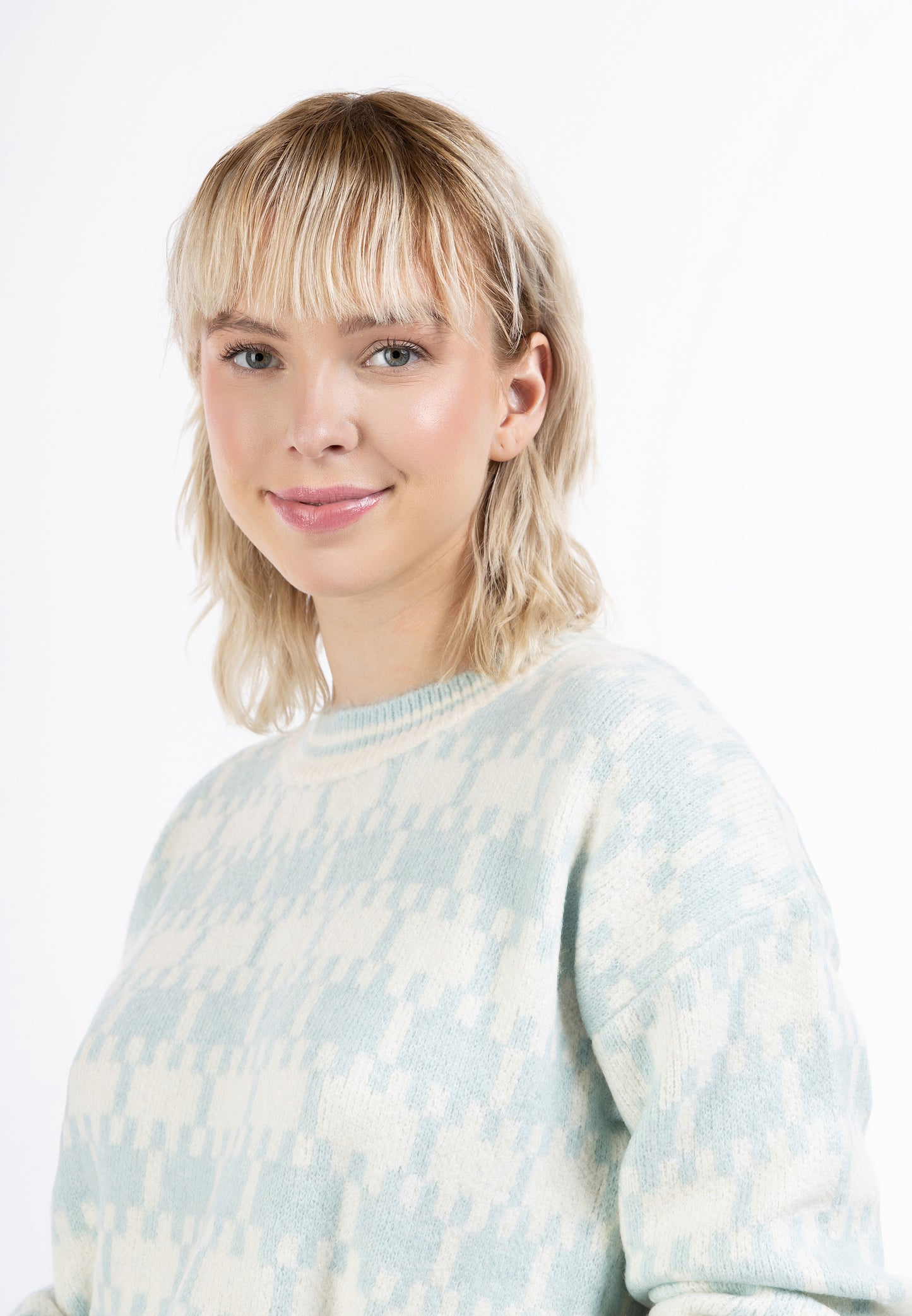 myMo women's knitted sweater