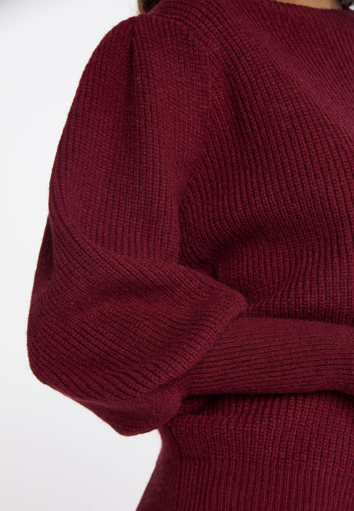 faina women's knitted sweater