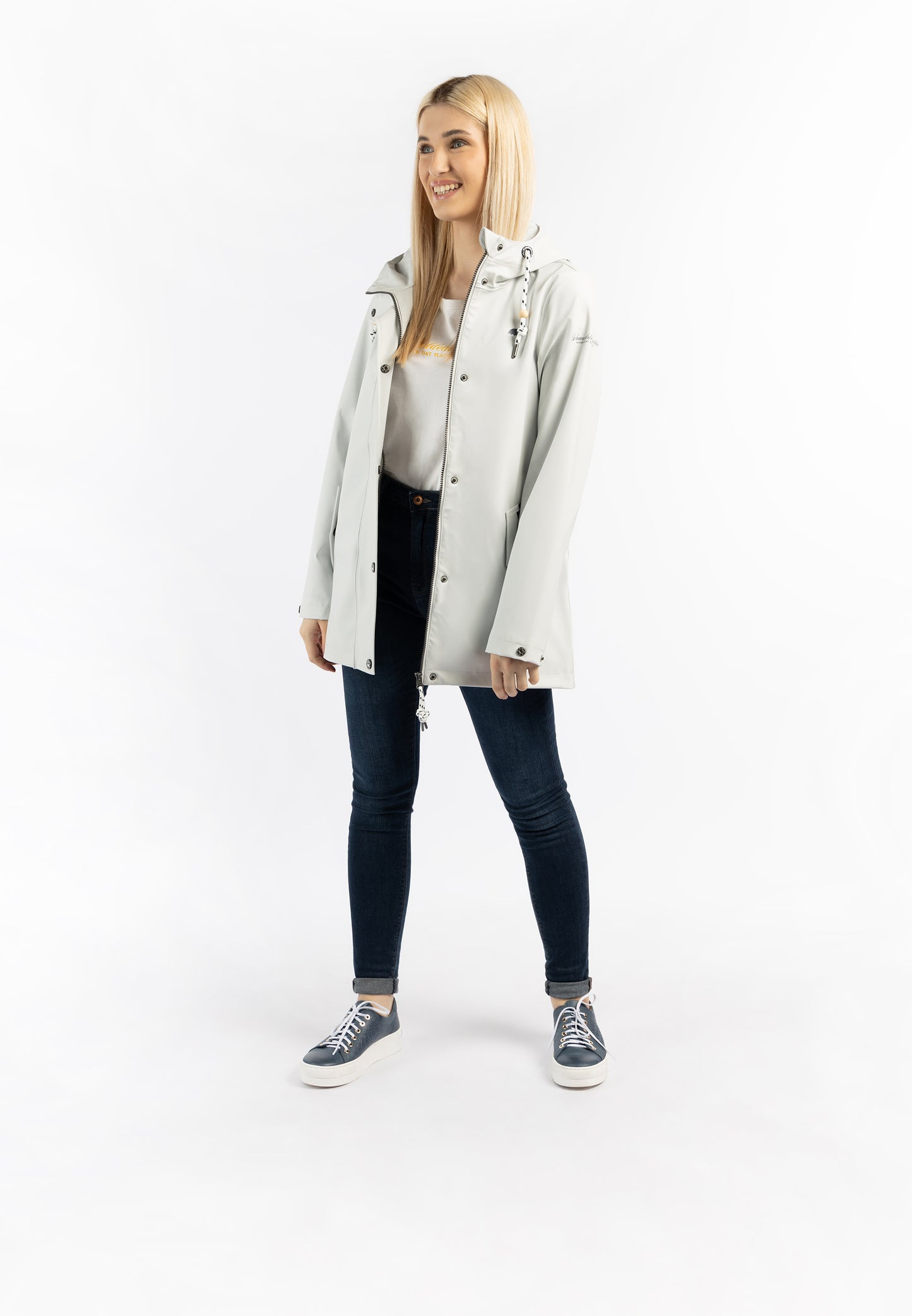 Schmuddelwedda women's rain coat