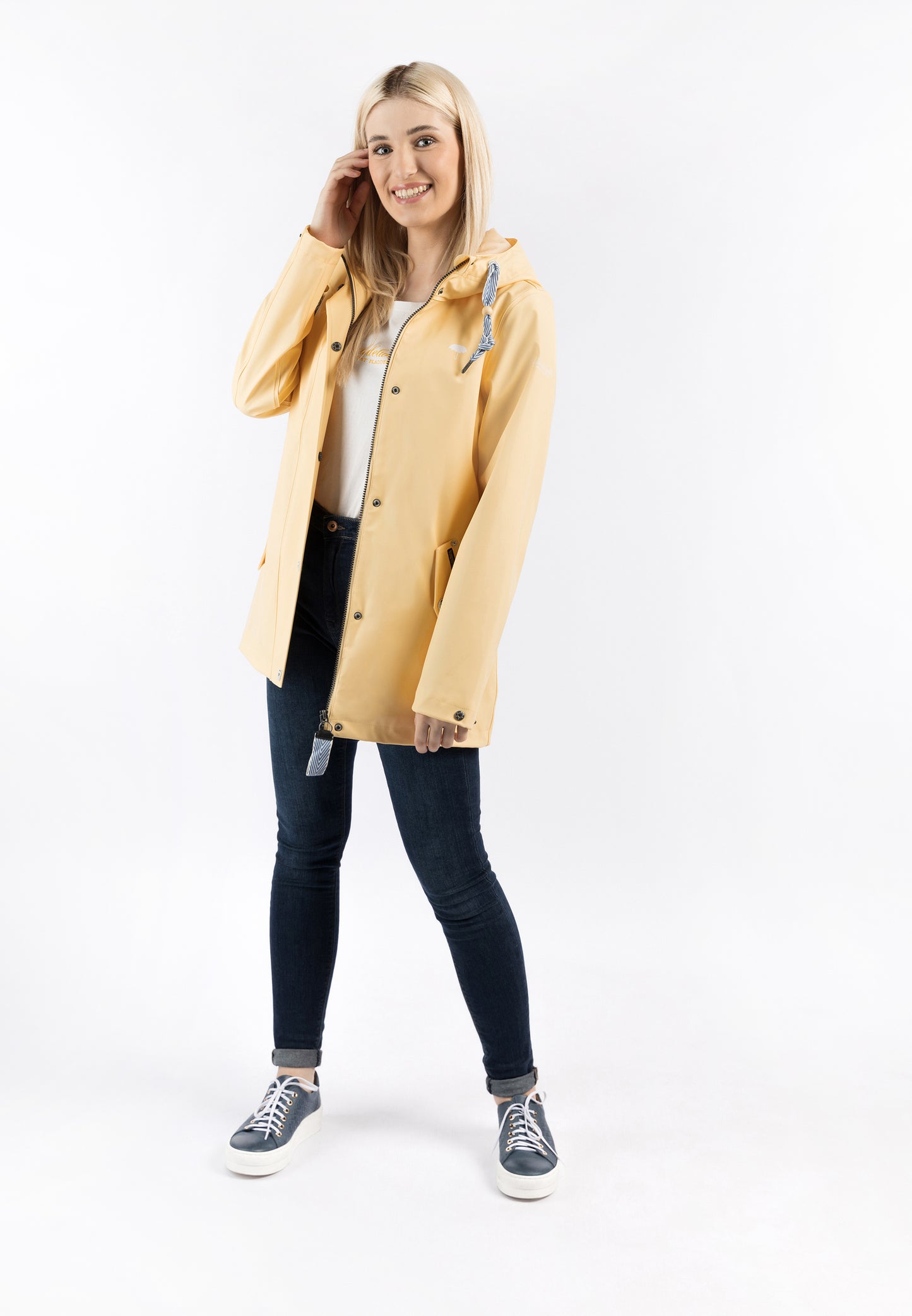 Schmuddelwedda women's rain coat