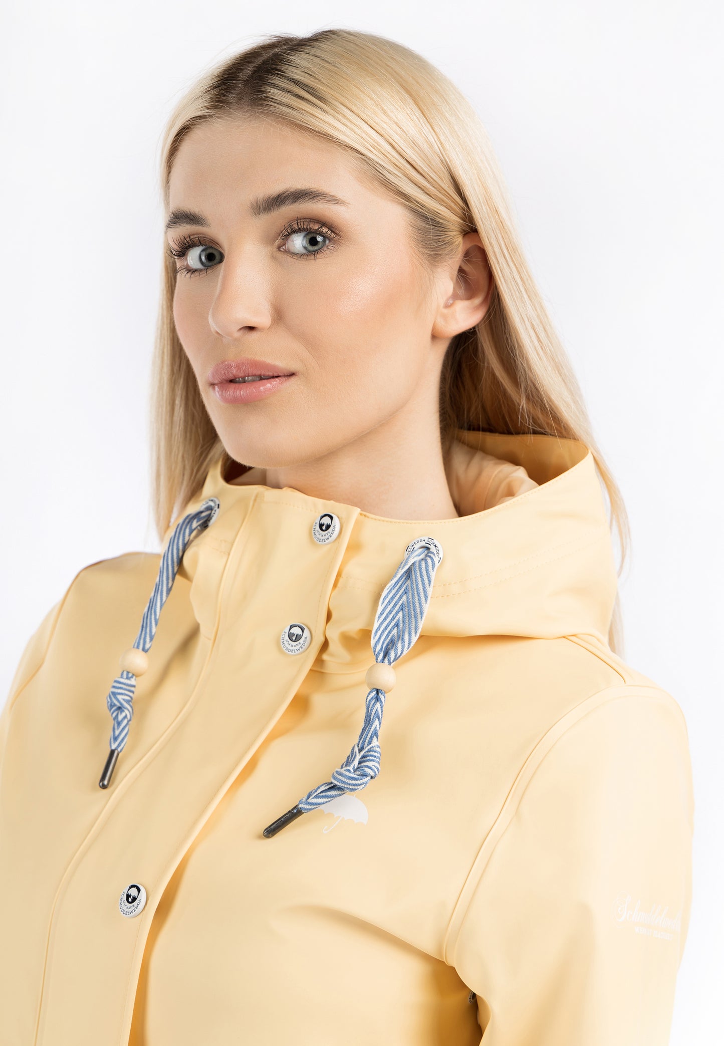 Schmuddelwedda women's rain coat