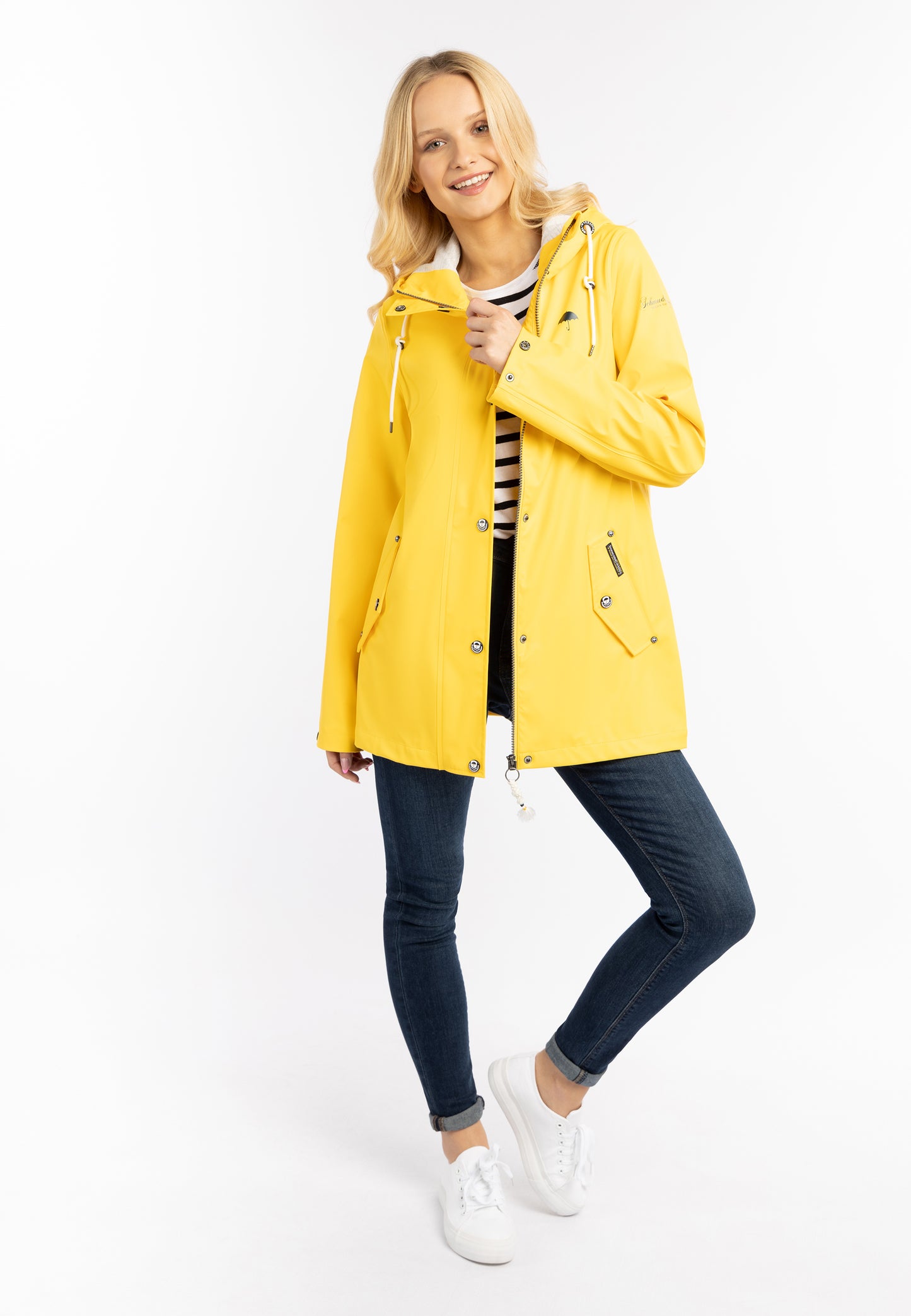 Schmuddelwedda women's rain coat