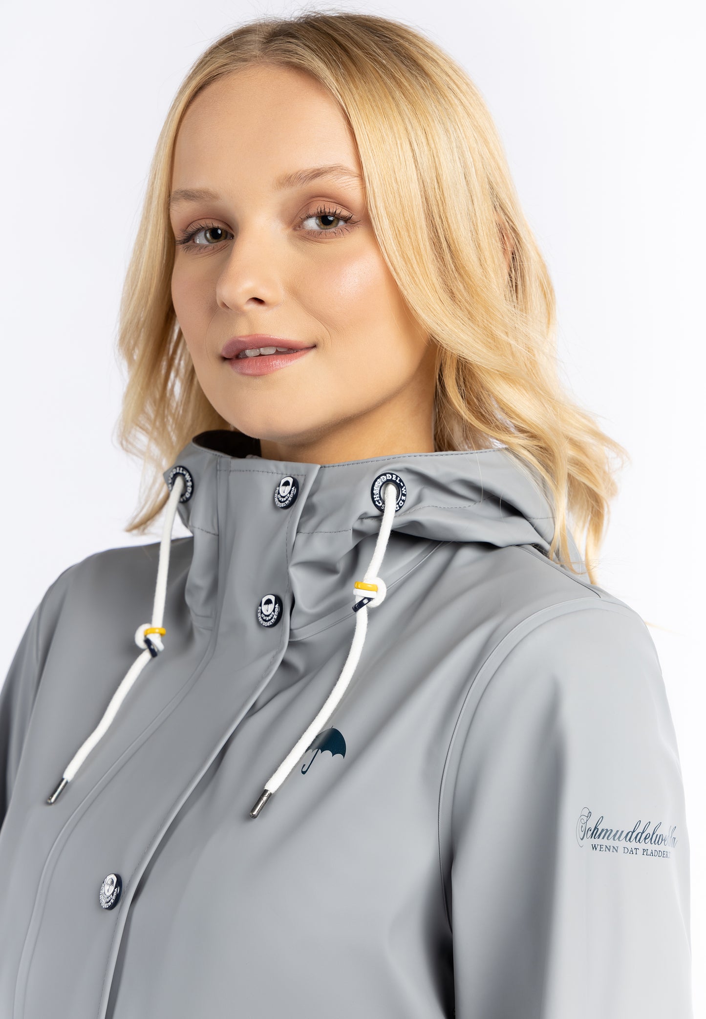 Schmuddelwedda women's rain coat