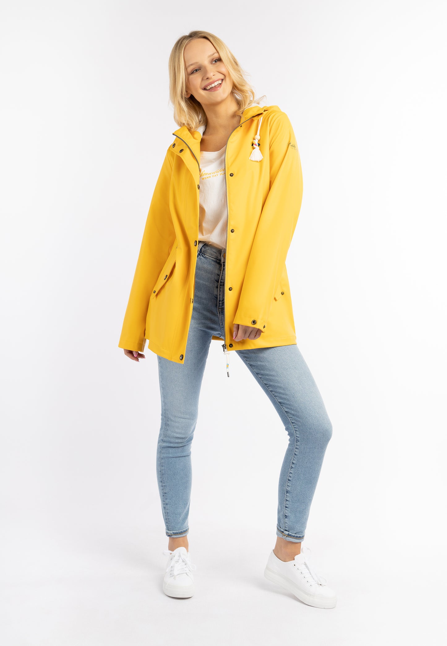 Schmuddelwedda women's rain coat