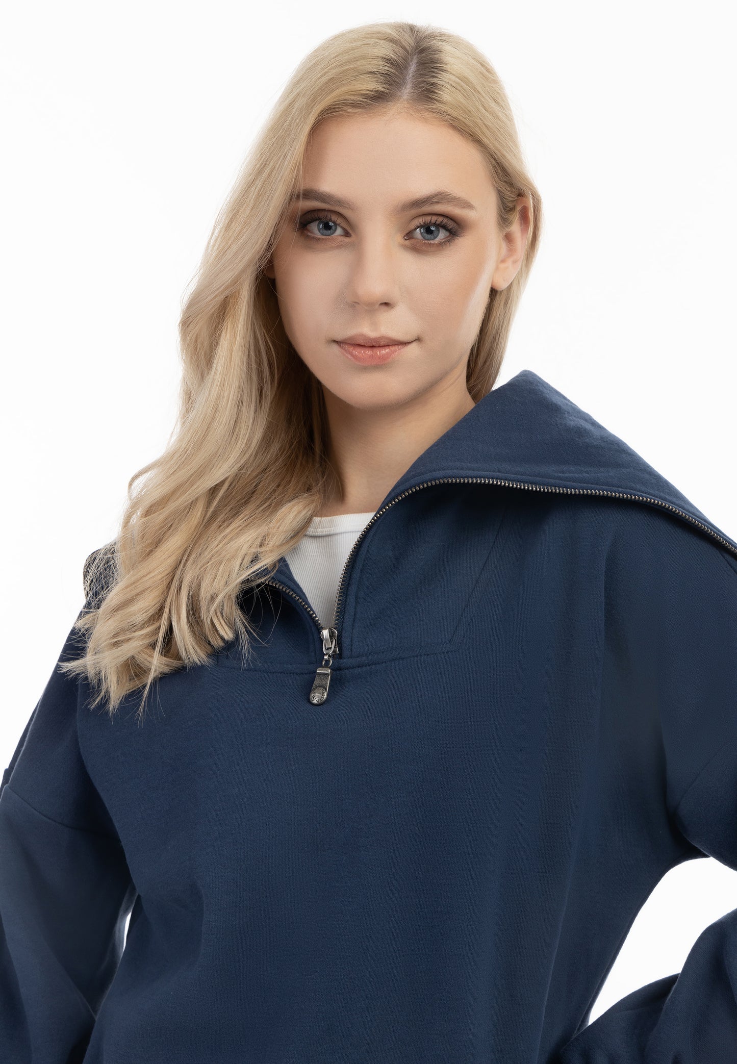 DreiMaster Vintage women's oversize troyer sweater