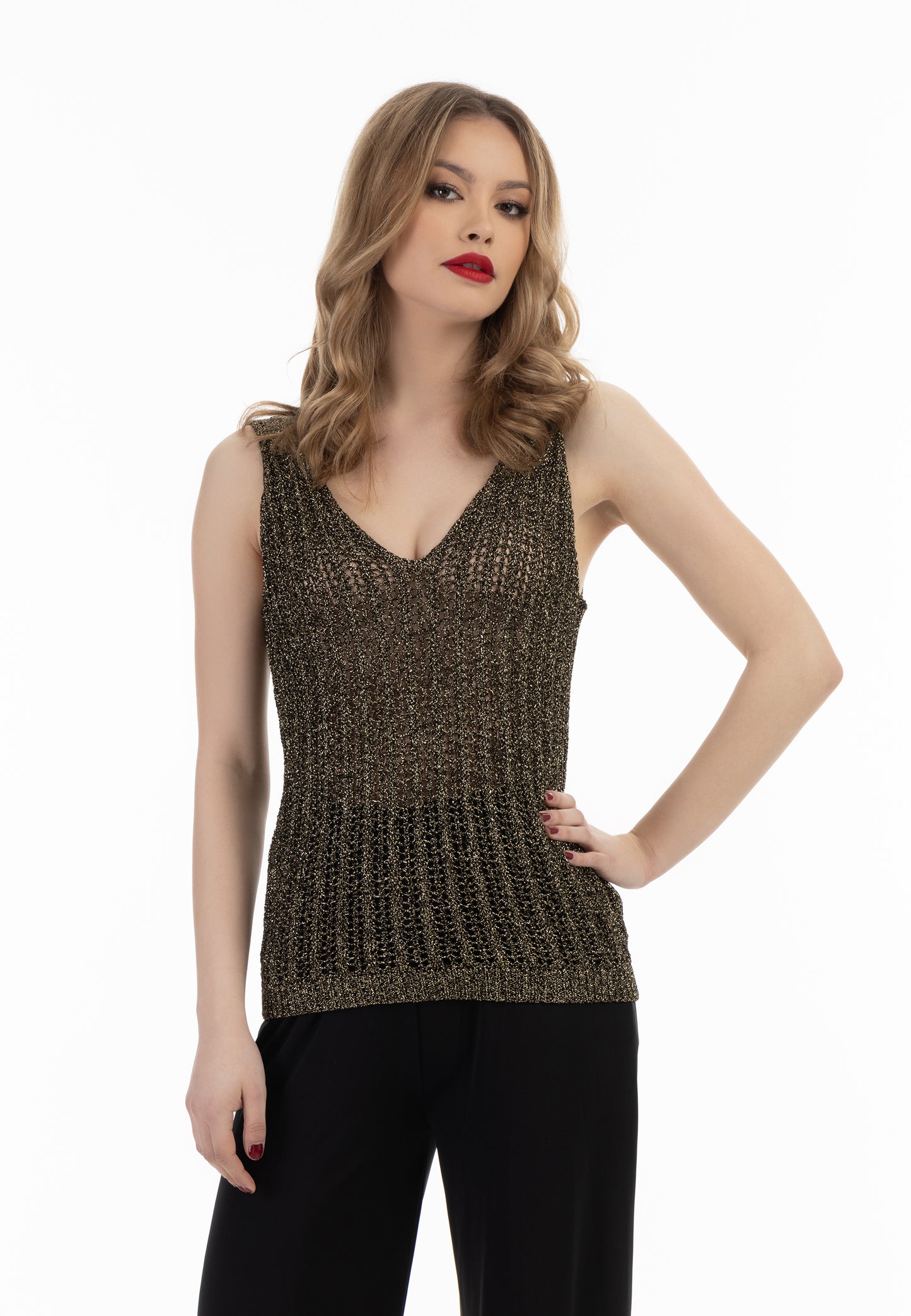 faina women's knitted top with fancy yarn