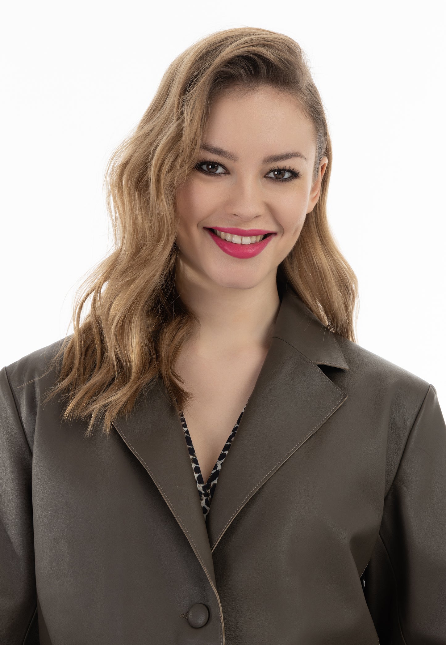 faina women's leather blazer