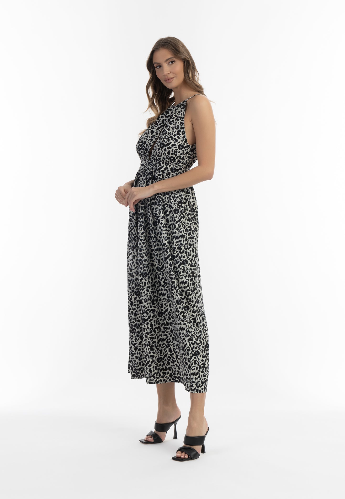 faina women's maxi dress leopard print