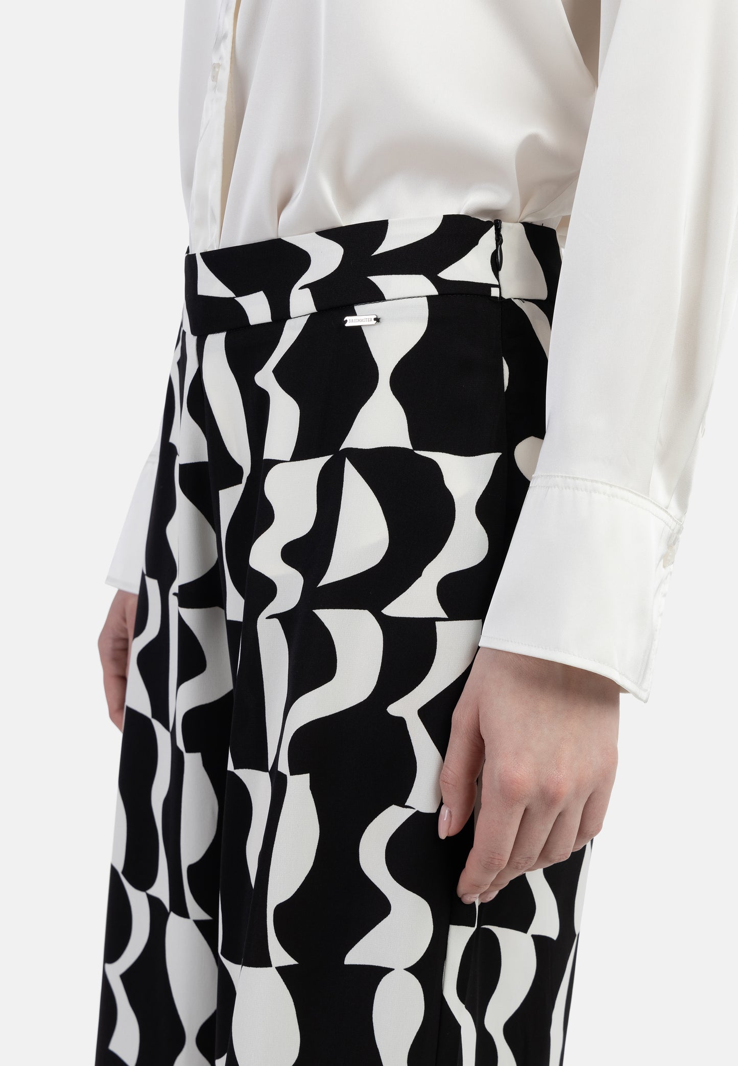 DreiMaster Klassik women's cloth trousers
