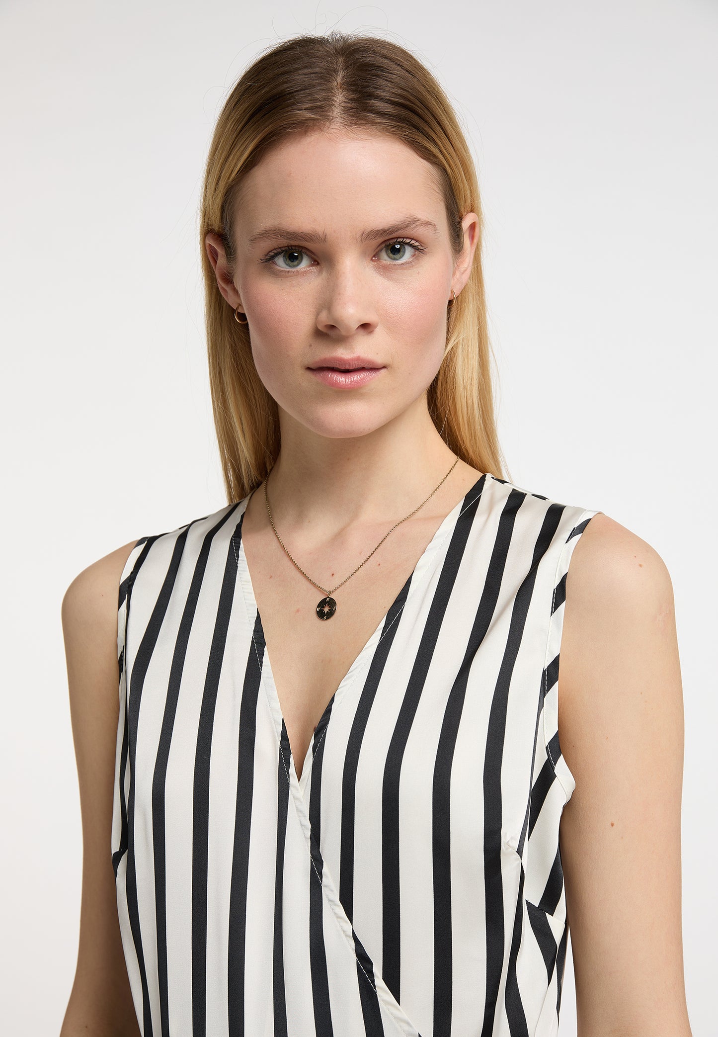 DreiMaster Klassik women's wrap dress