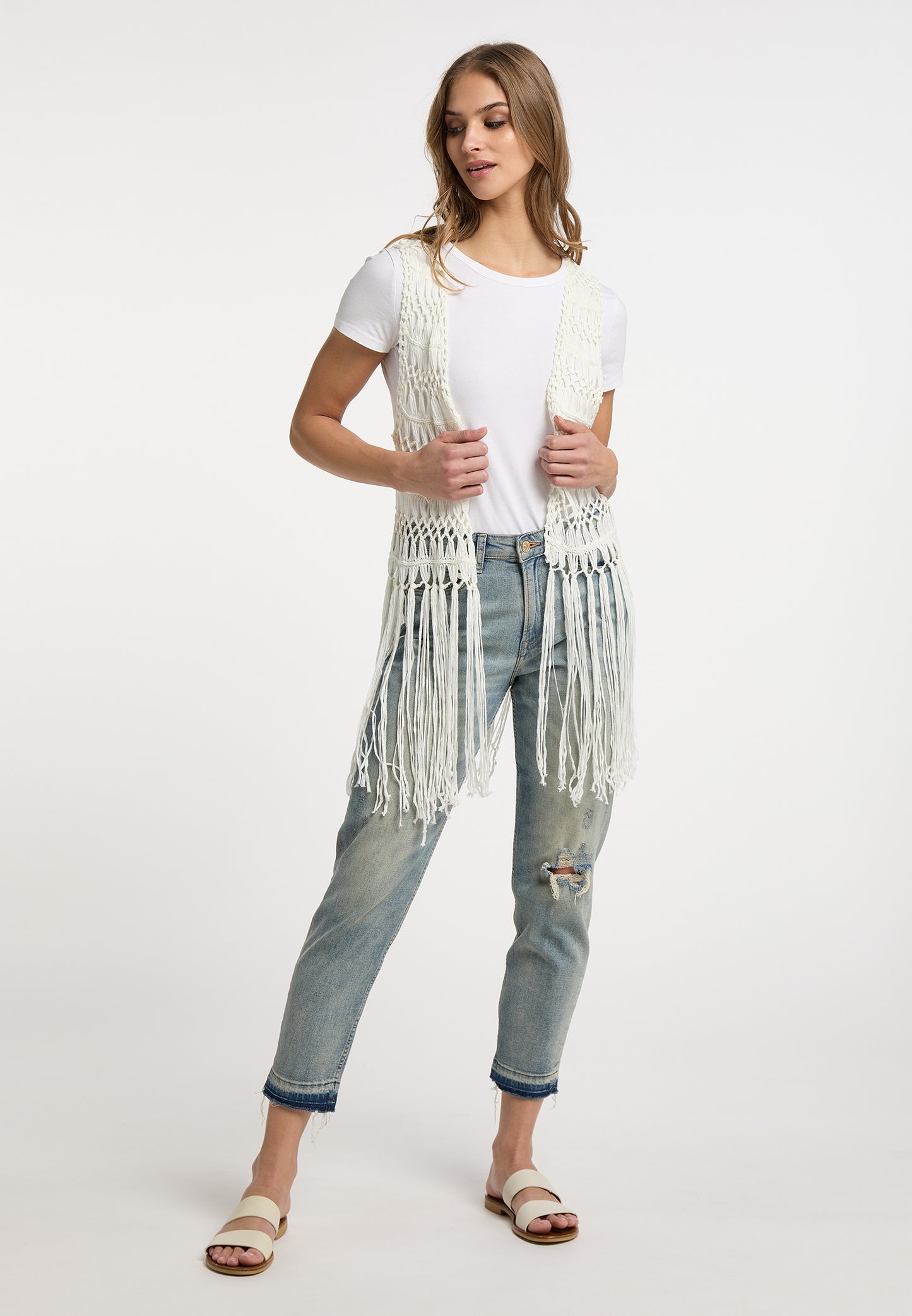 IZIA women's knitted vest