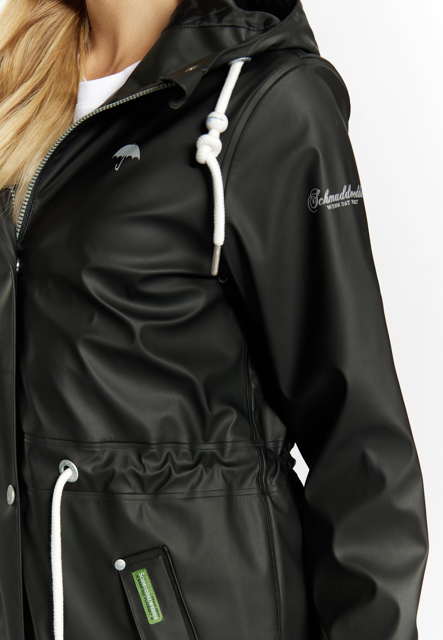 Schmuddelwedda women's rain coat made from recycled polyester