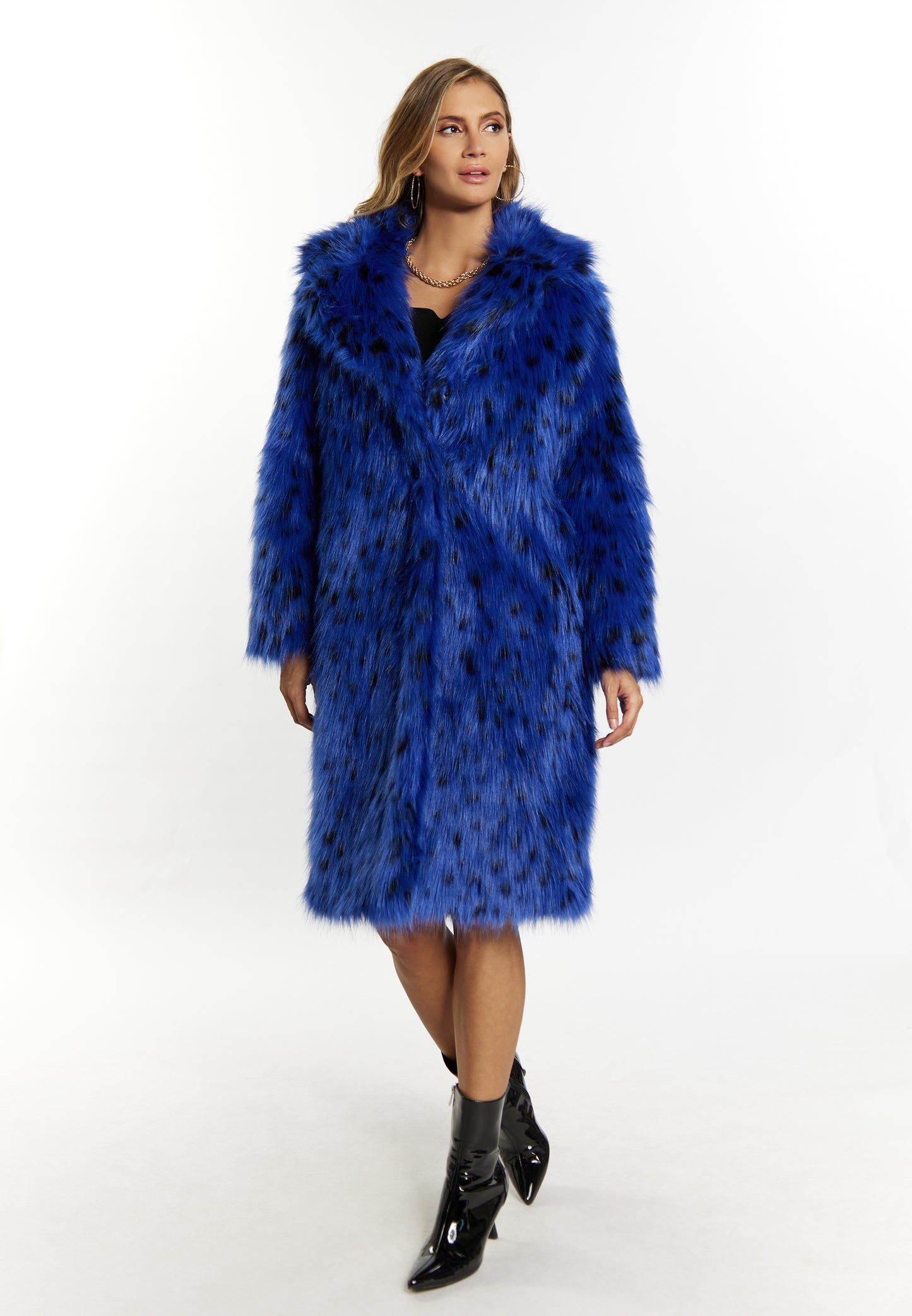 faina women's faux fur coat