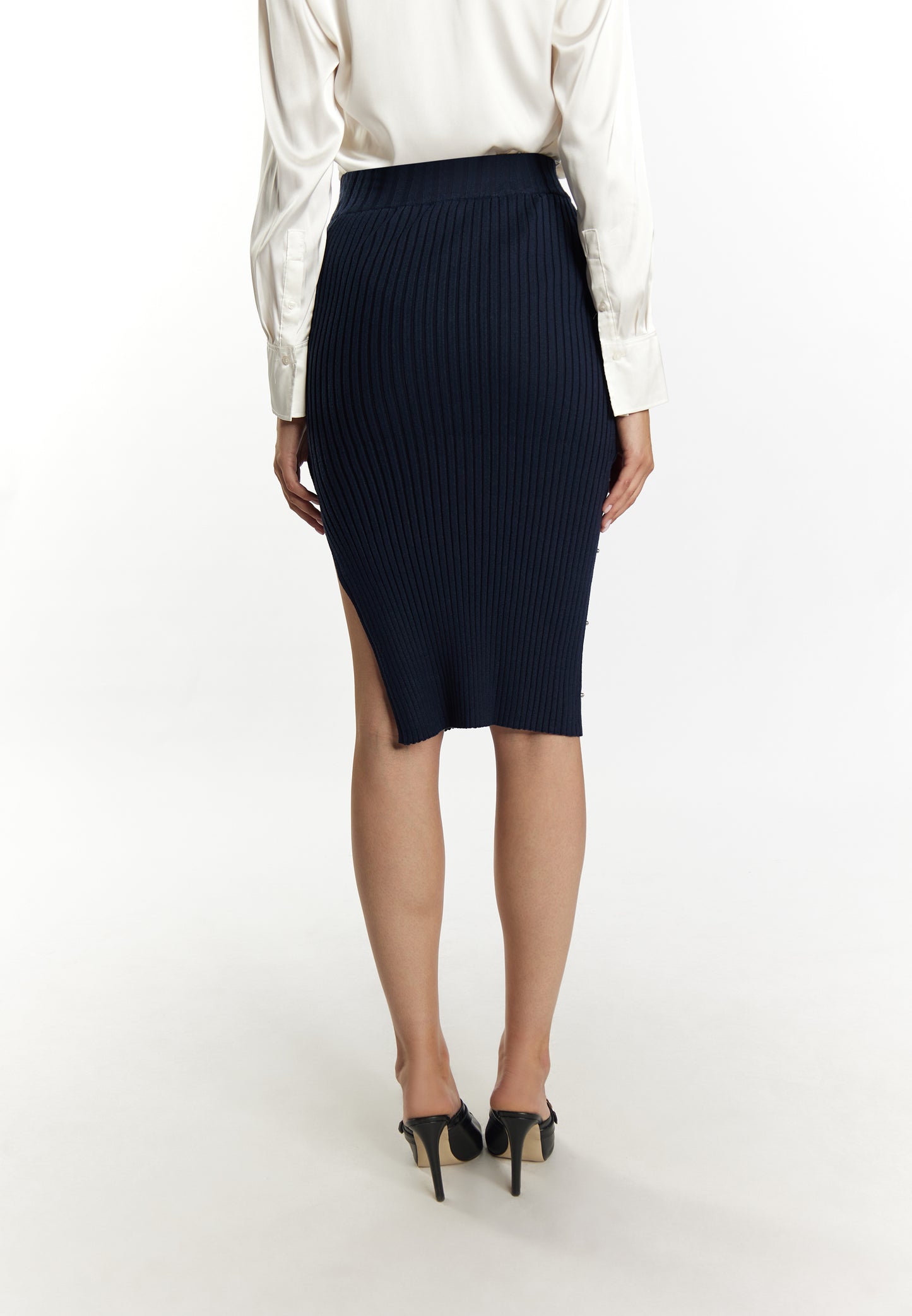 faina women's knitted skirt with rhinestones
