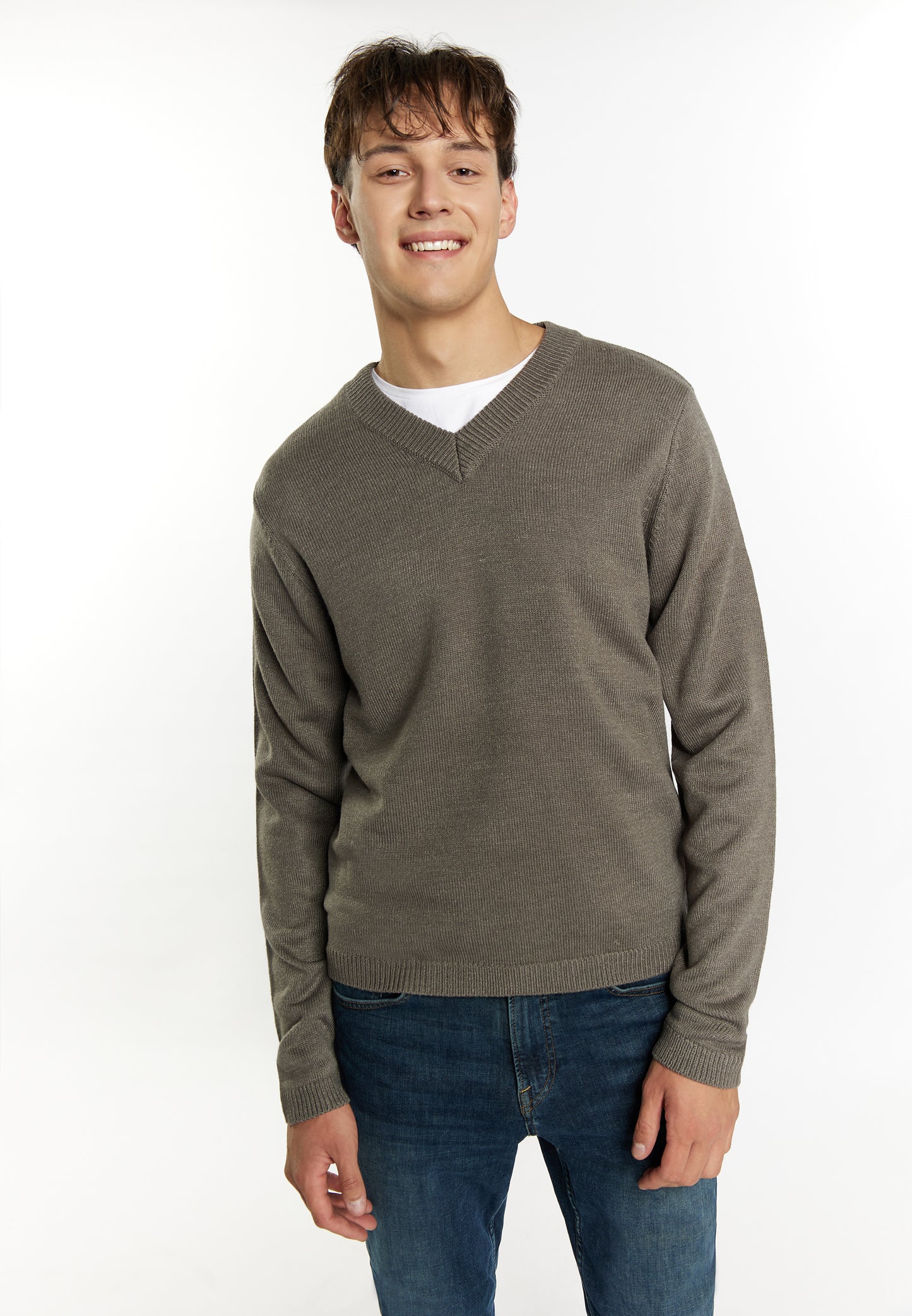 Mo men's sweater