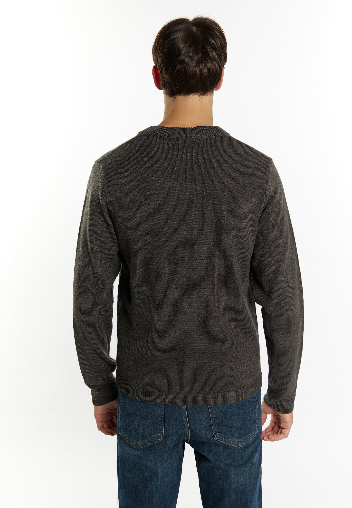 Mo men's sweater