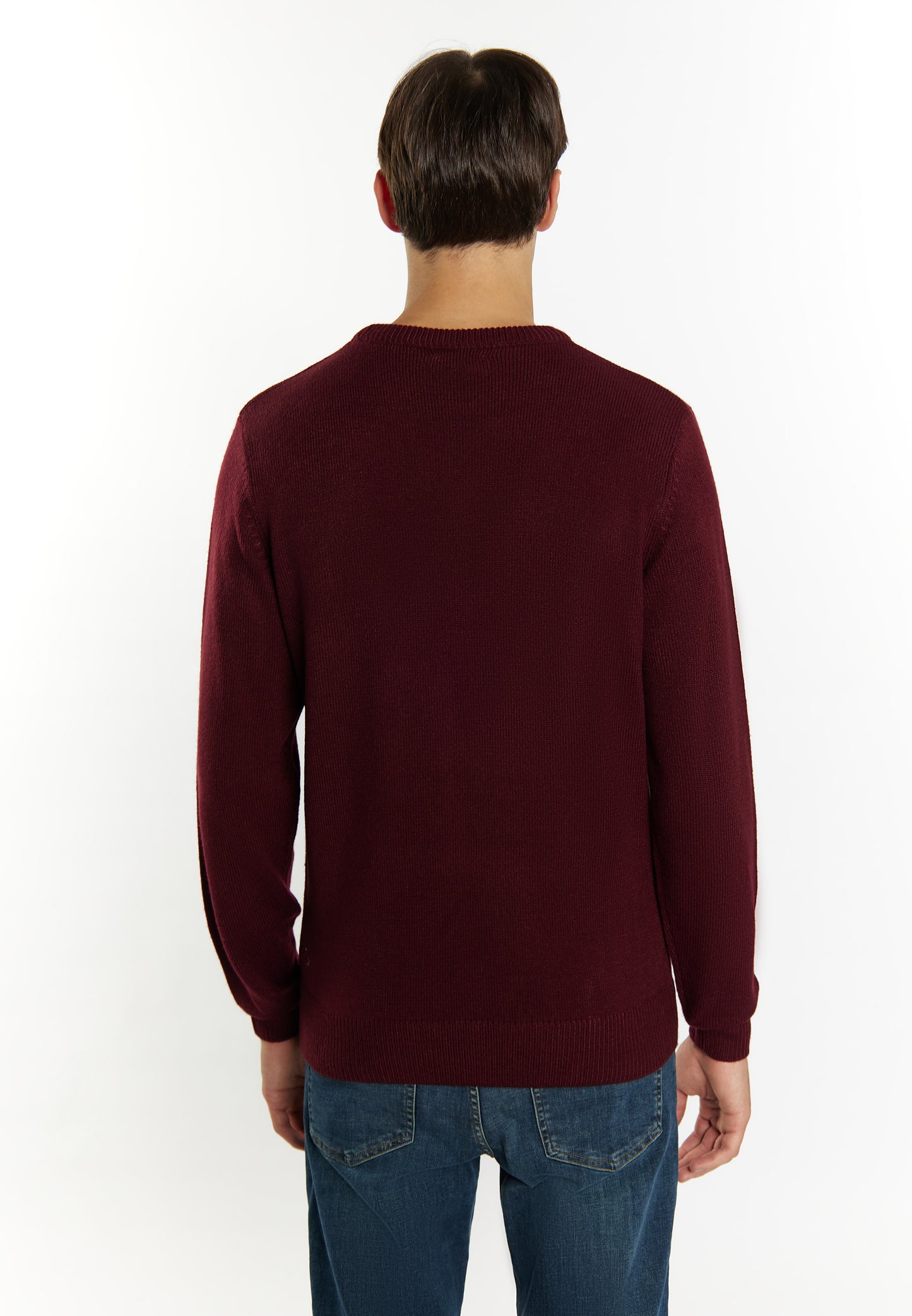 Mo men's sweater