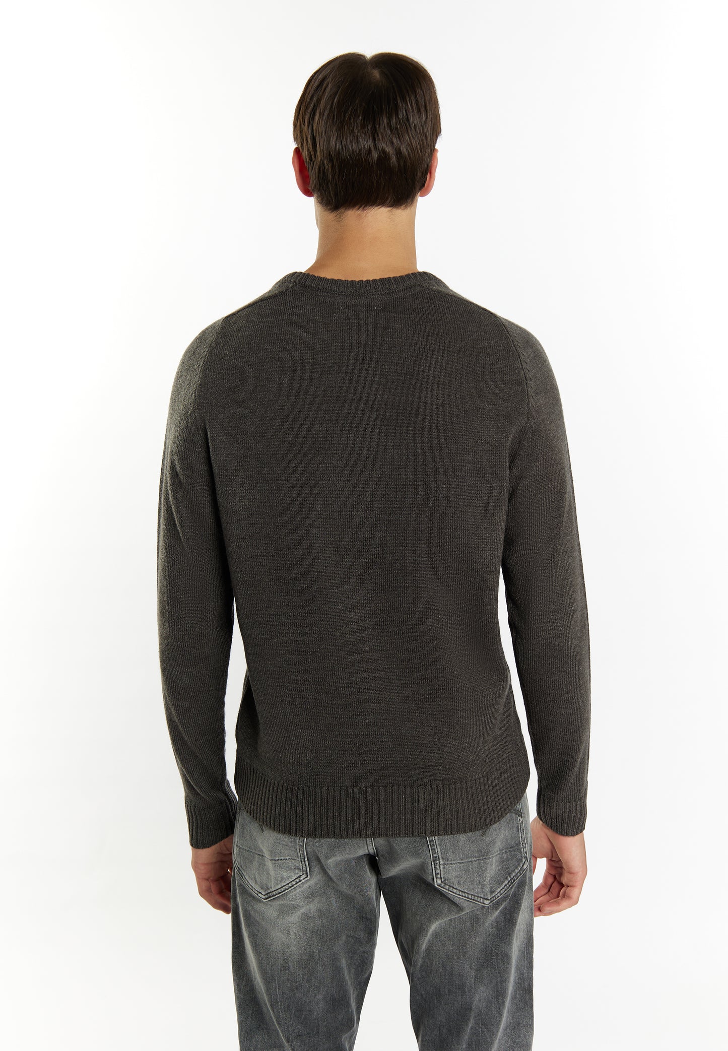 Mo men's sweater