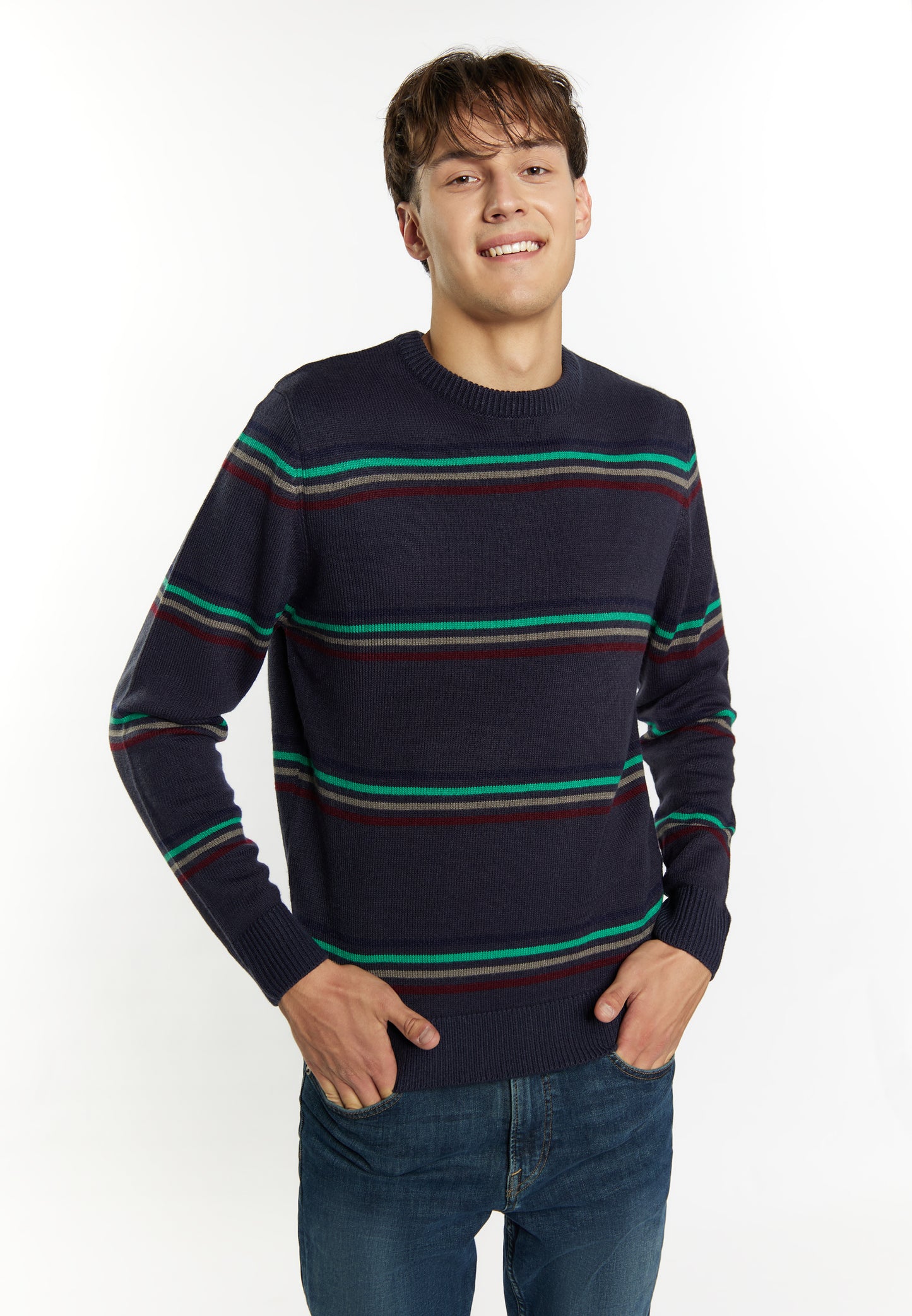Mo men's sweater